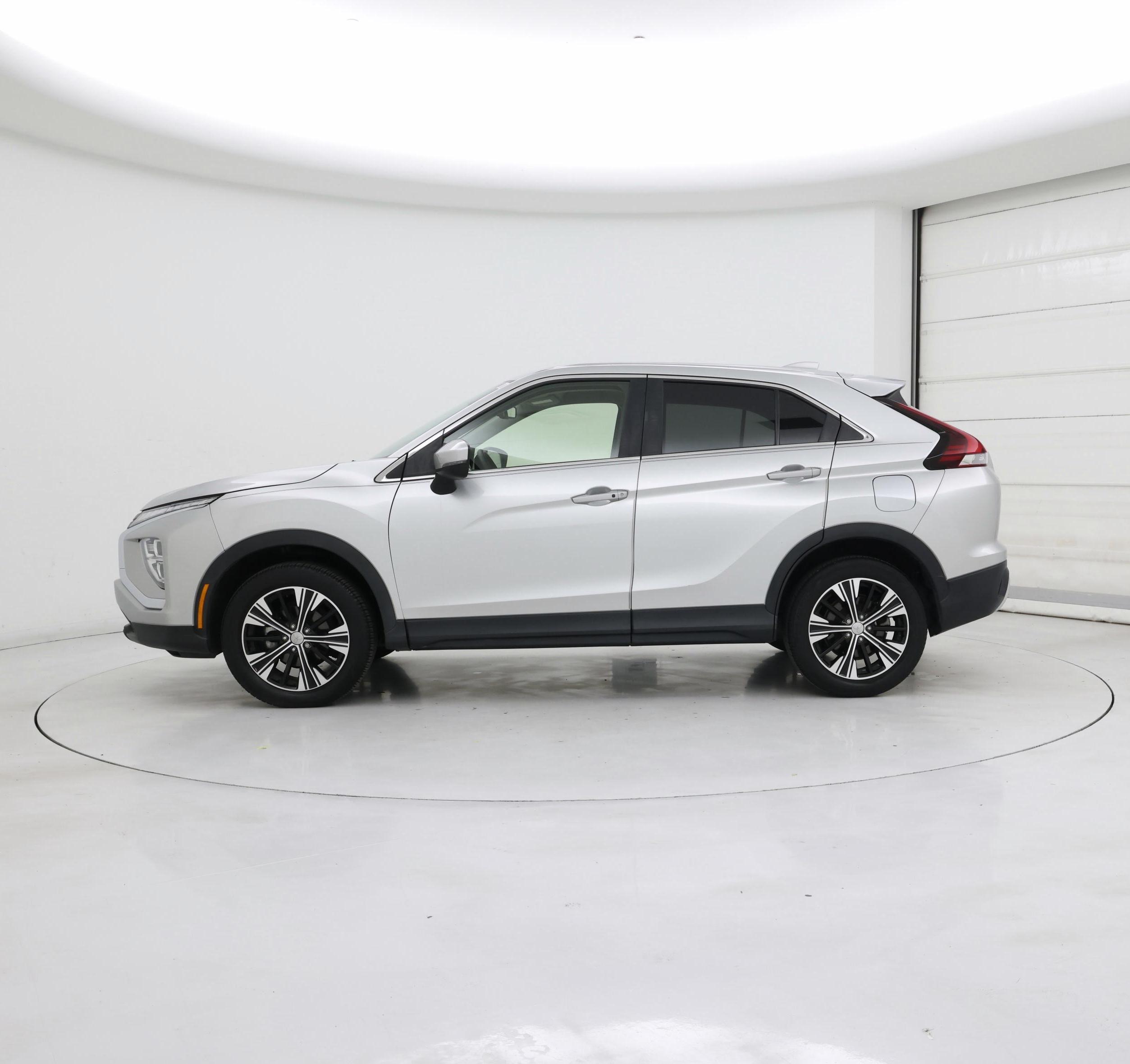 Thumbnail: 2022 Mitsubishi Eclipse Cross - 3