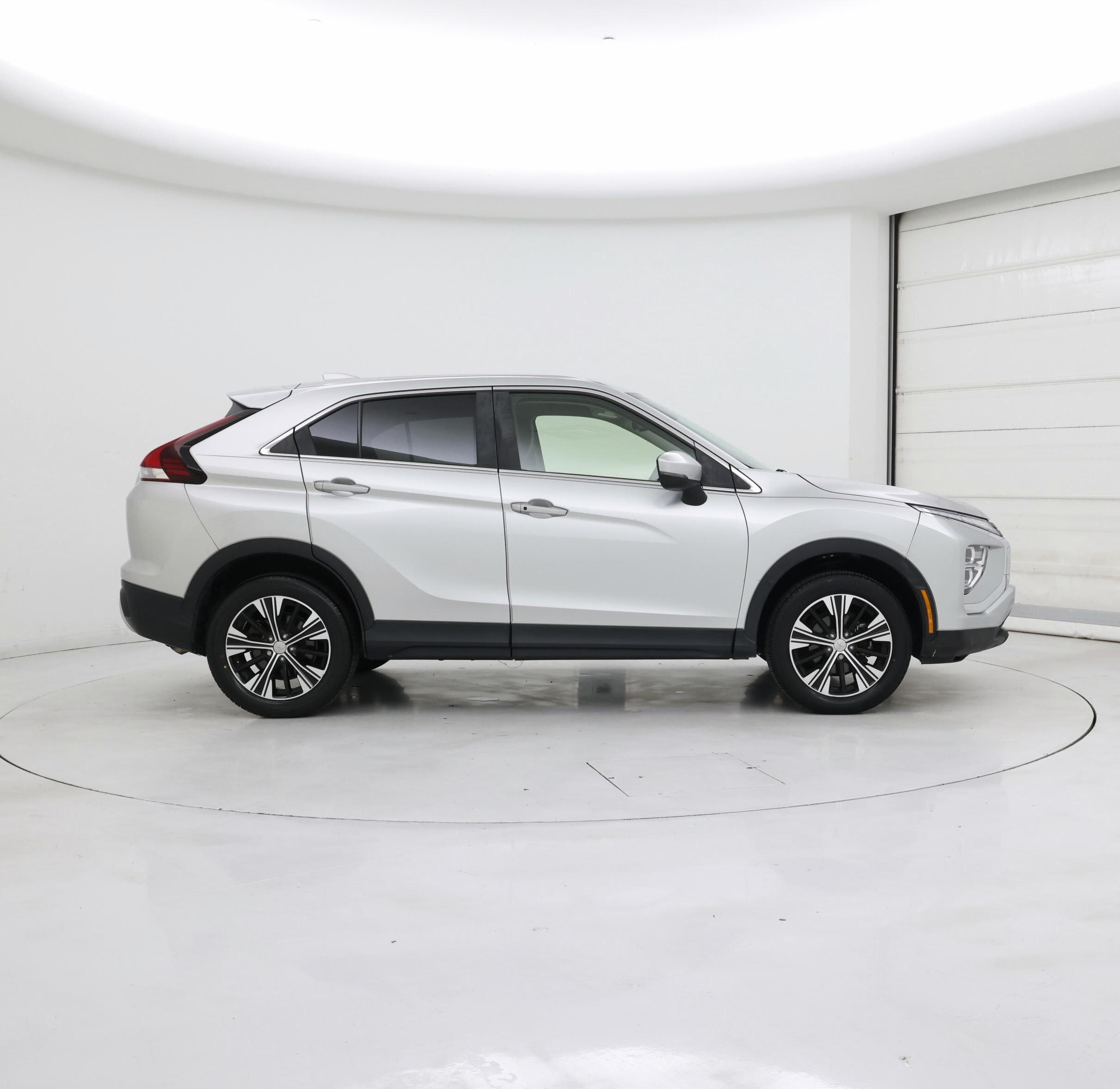 Thumbnail: 2022 Mitsubishi Eclipse Cross - 7