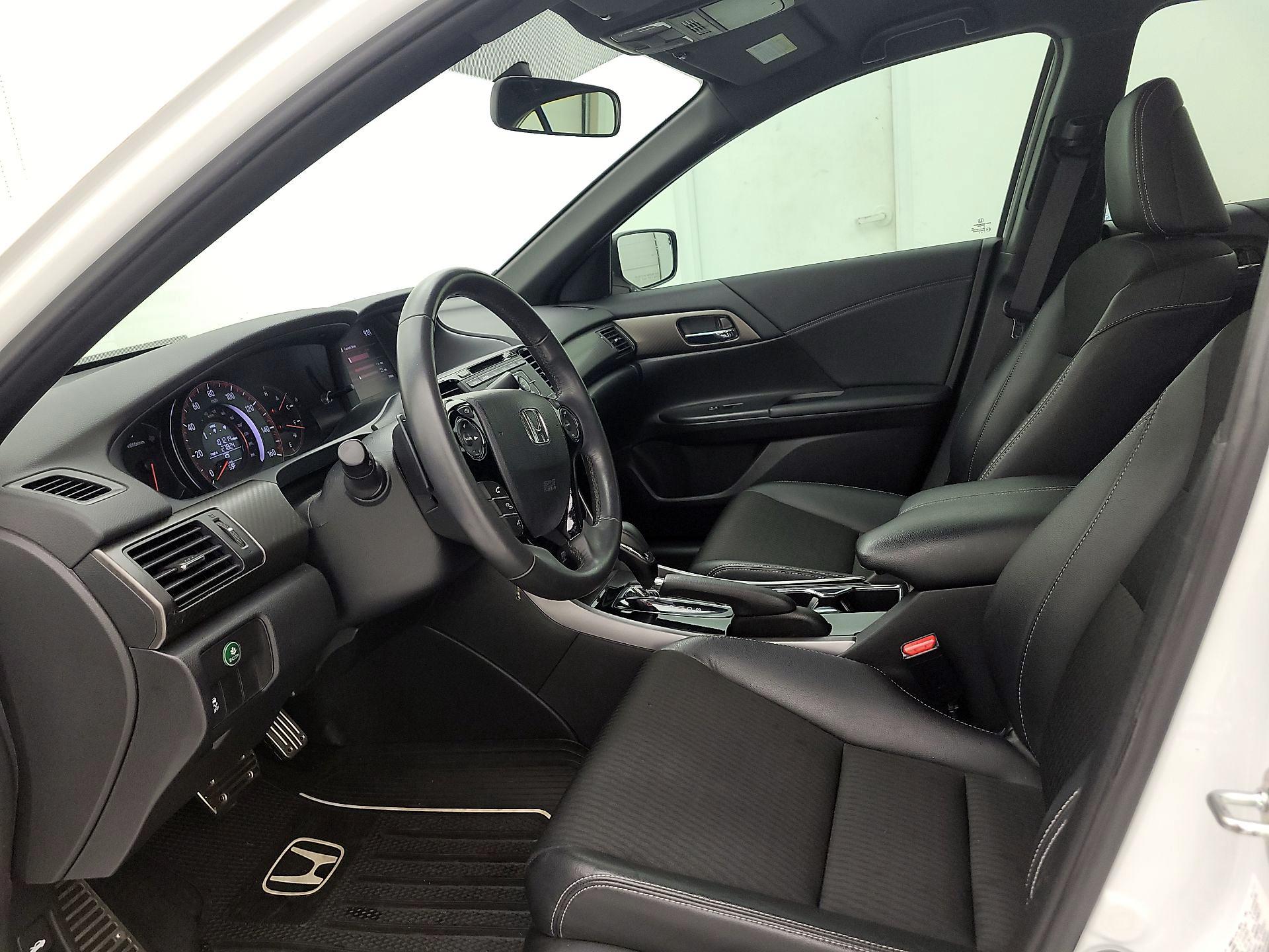 Thumbnail: 2017 Honda Accord - 11