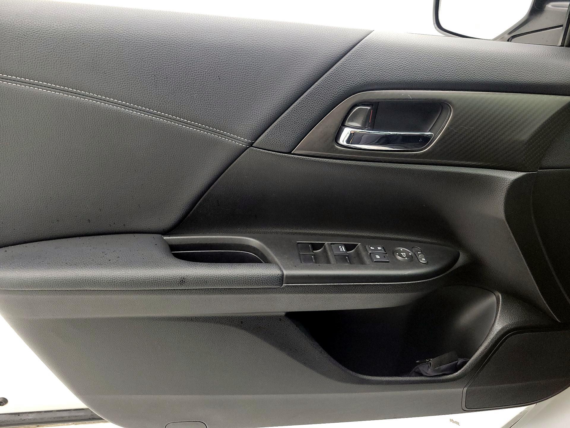 Thumbnail: 2017 Honda Accord - 12