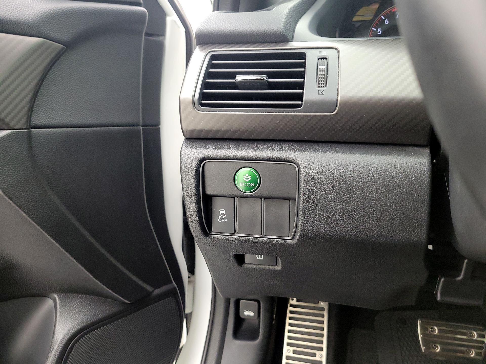 Thumbnail: 2017 Honda Accord - 13