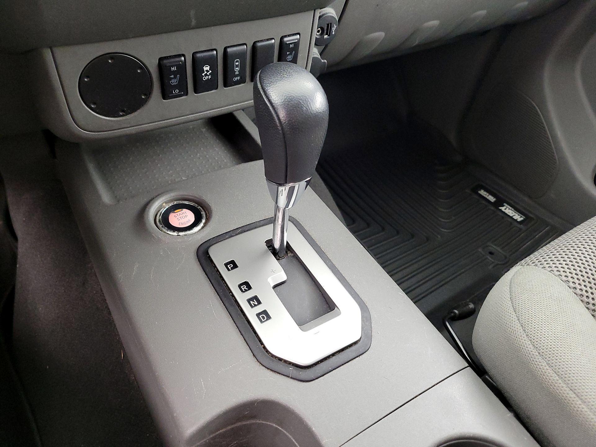 Thumbnail: 2021 Nissan Frontier - 17