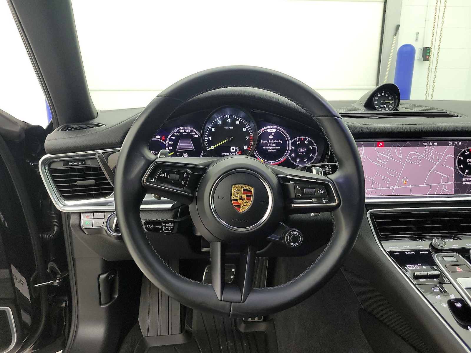 2021 Porsche Panamera 4 E-Hybrid - Photo 11