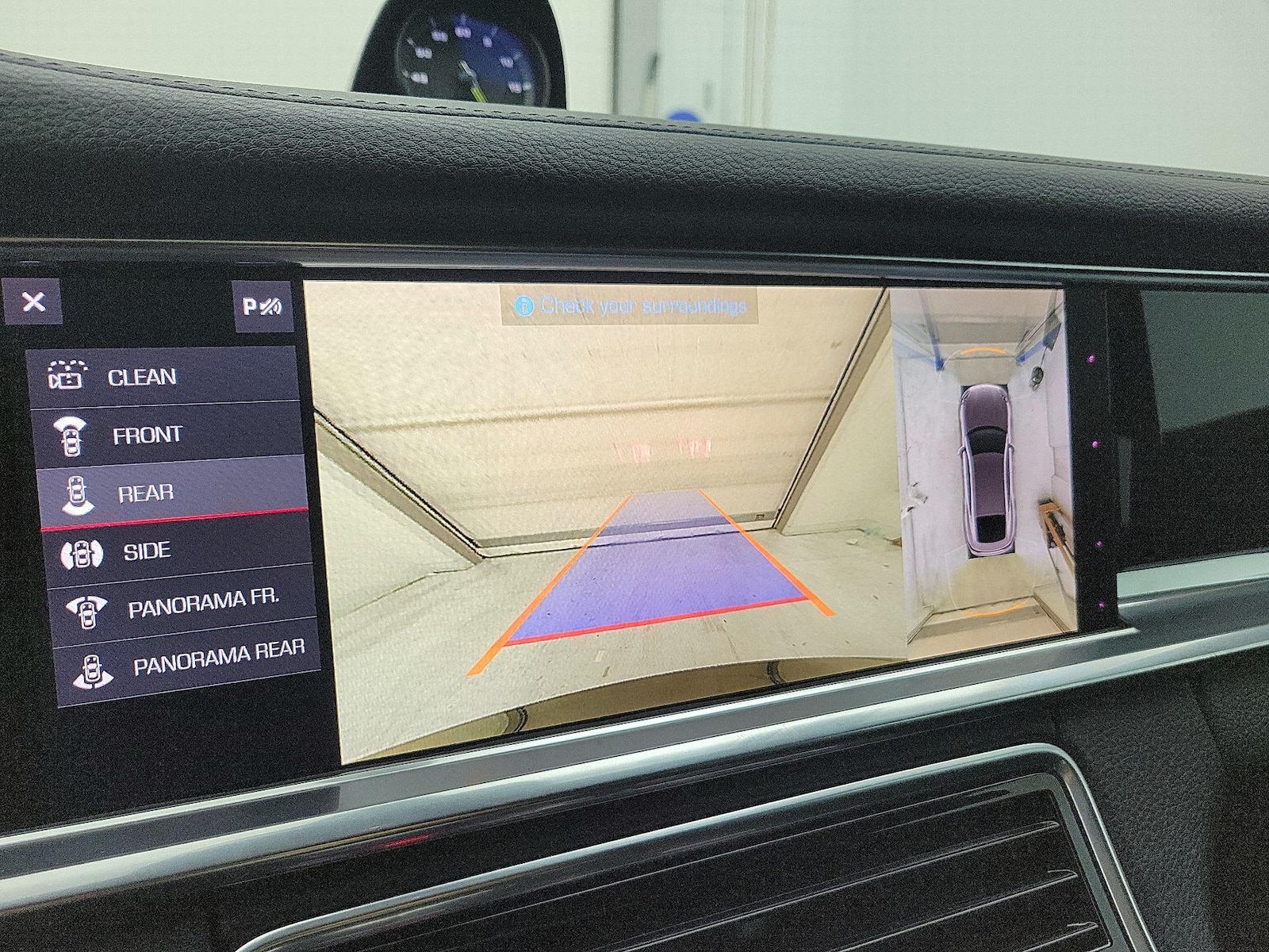 2021 Porsche Panamera 4 E-Hybrid - Photo 16