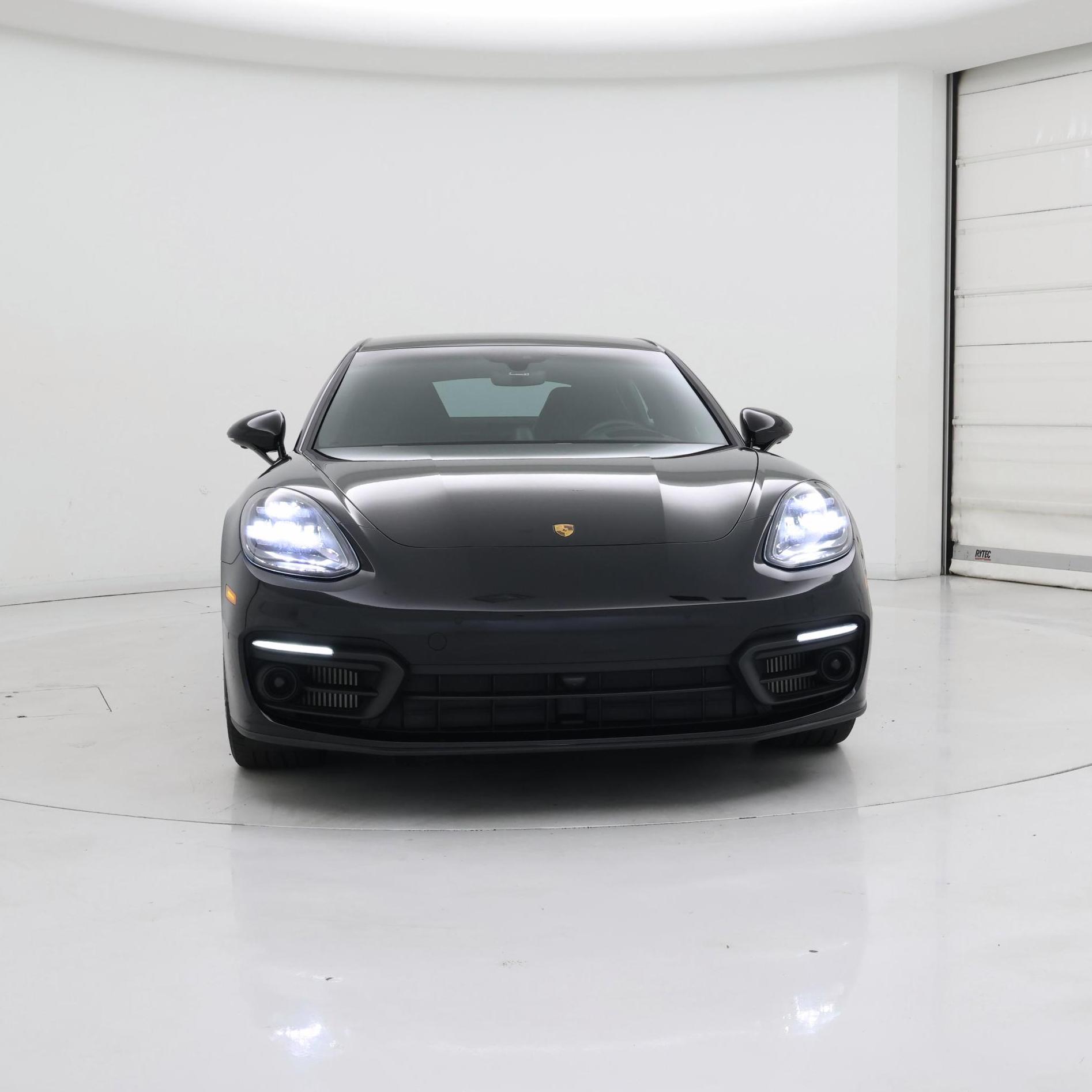 Thumbnail: 2021 Porsche Panamera - 5