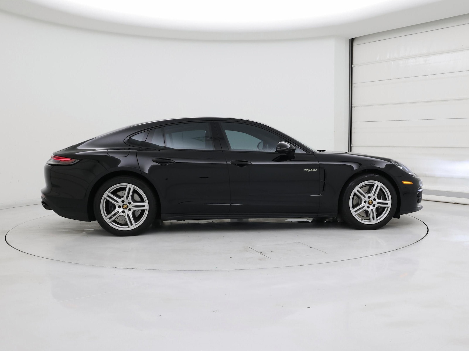 2021 Porsche Panamera 4 E-Hybrid - Photo 8