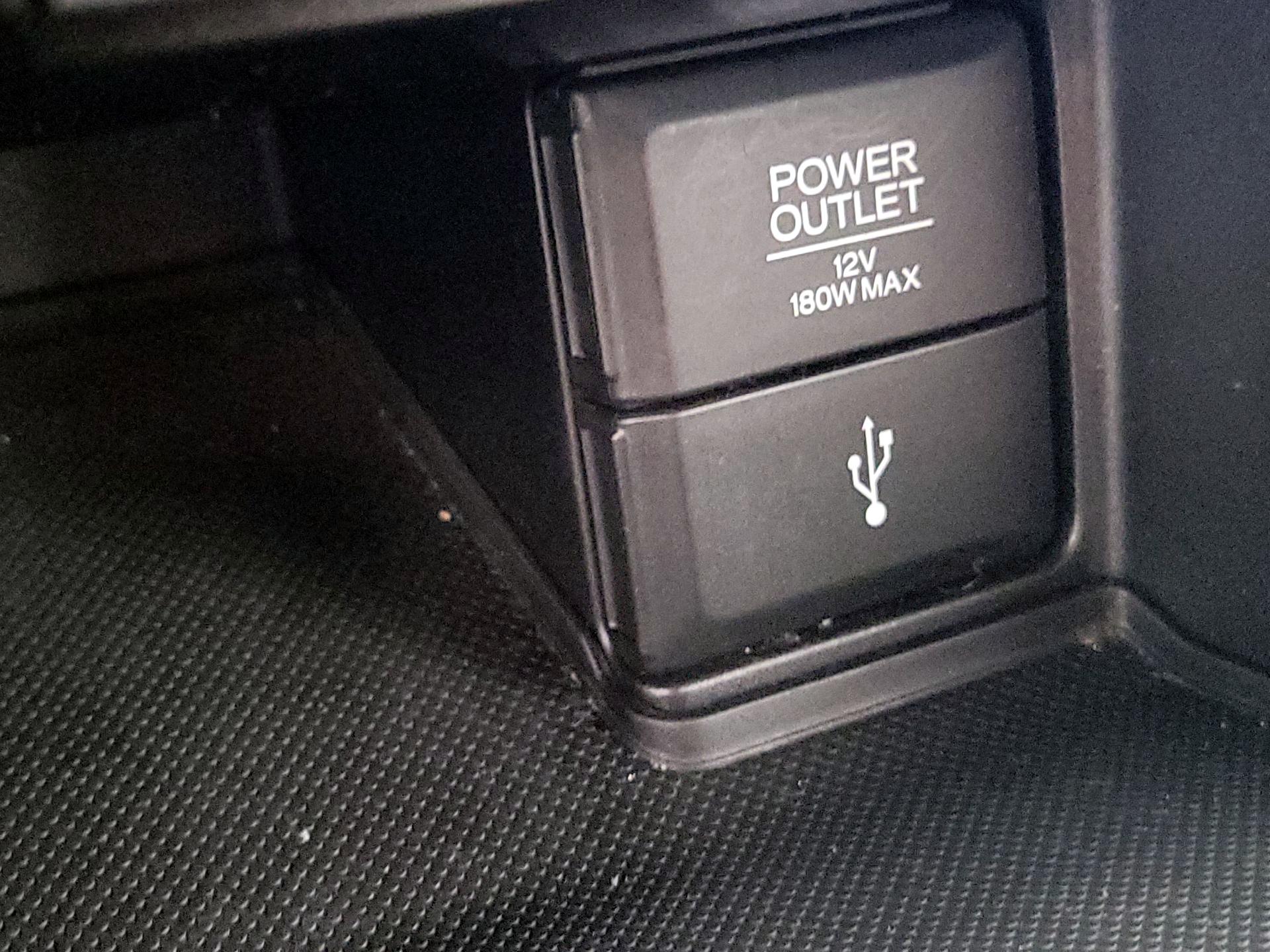 Thumbnail: 2015 Honda Accord - 18