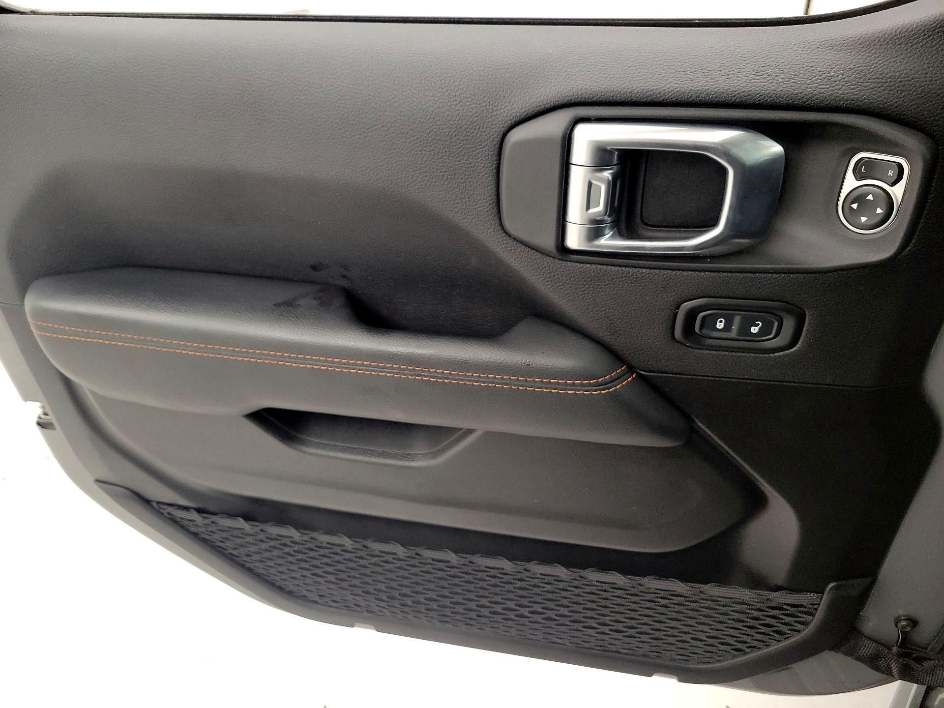 Thumbnail: 2023 Jeep Gladiator - 12