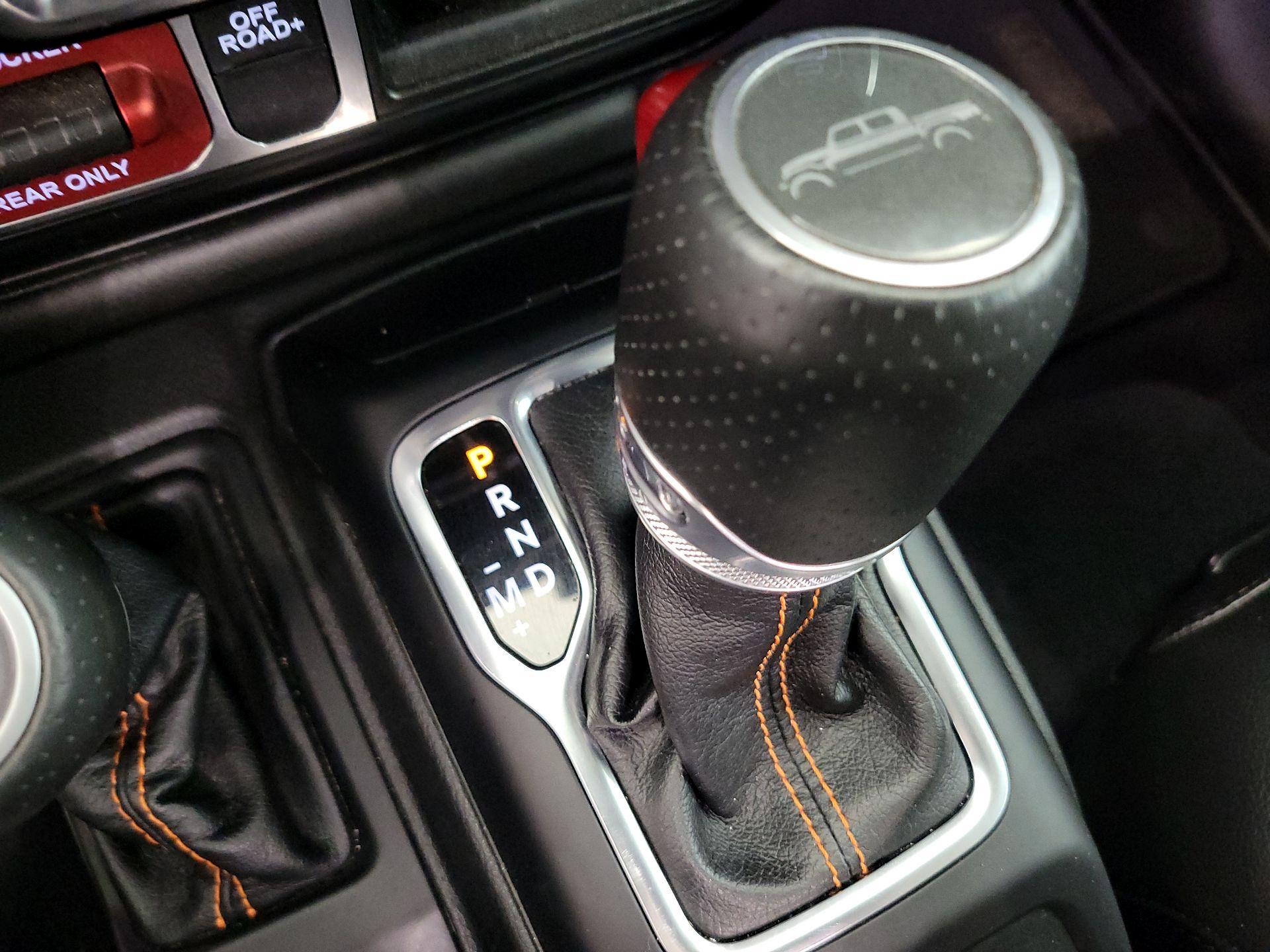 Thumbnail: 2023 Jeep Gladiator - 18