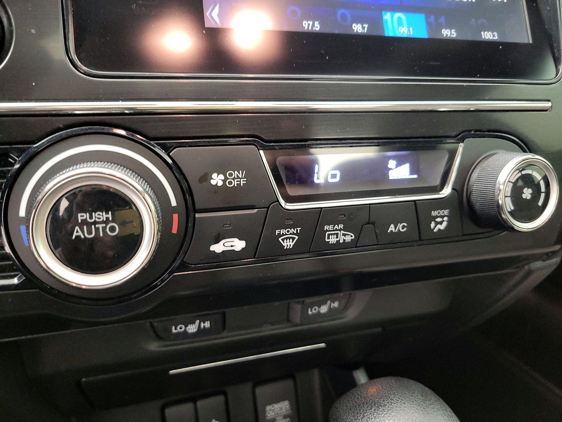 Thumbnail: 2015 Honda Civic - 16