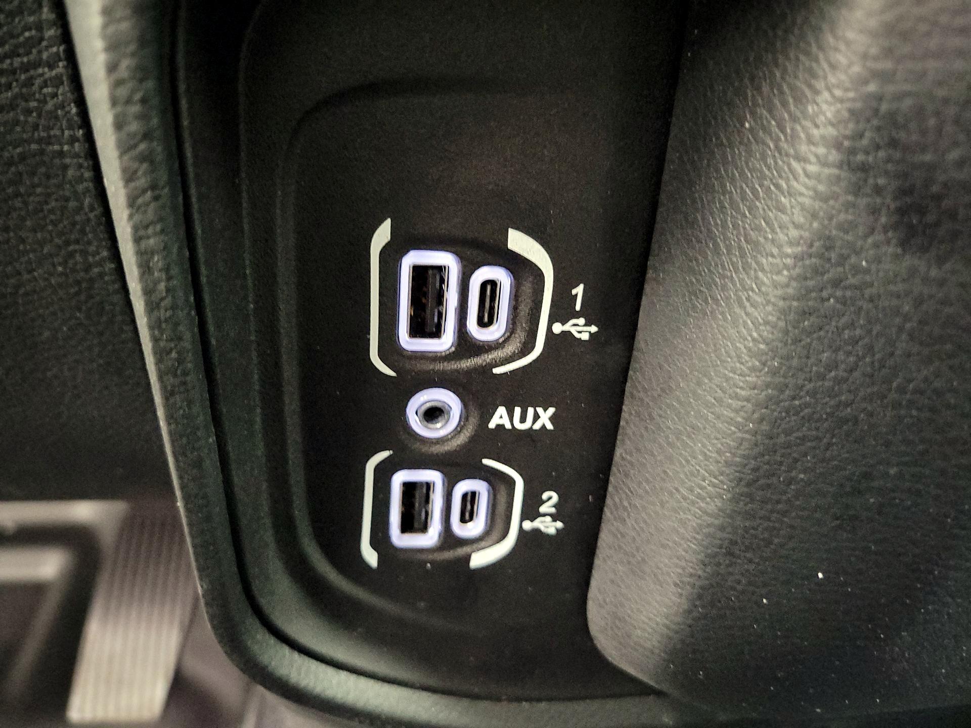 Thumbnail: 2025 RAM 1500 - 19