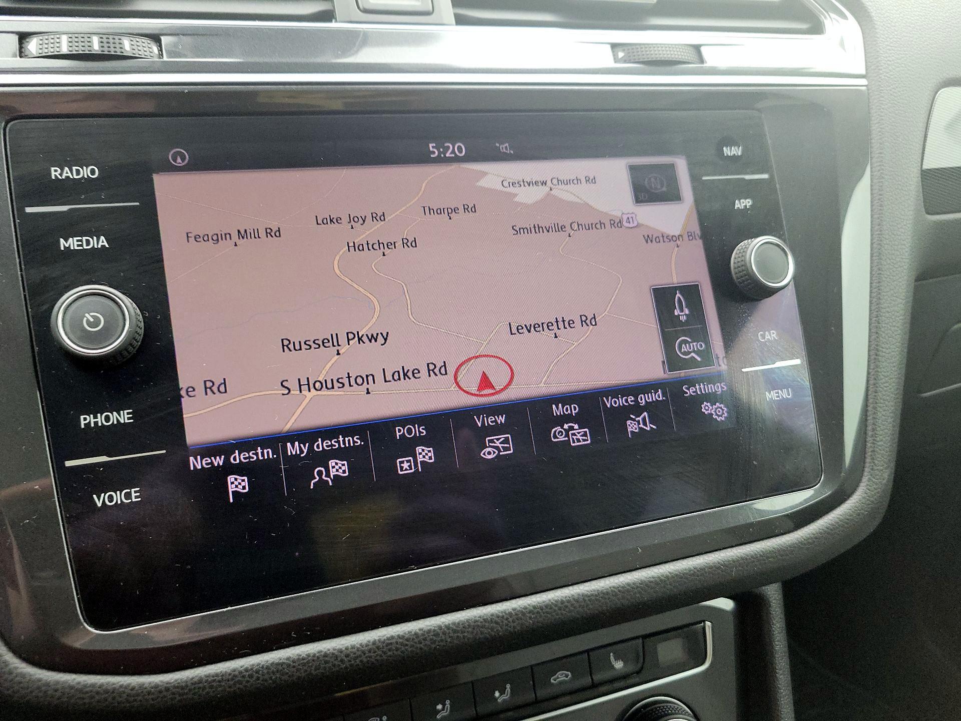 Thumbnail: 2018 Volkswagen Tiguan - 14