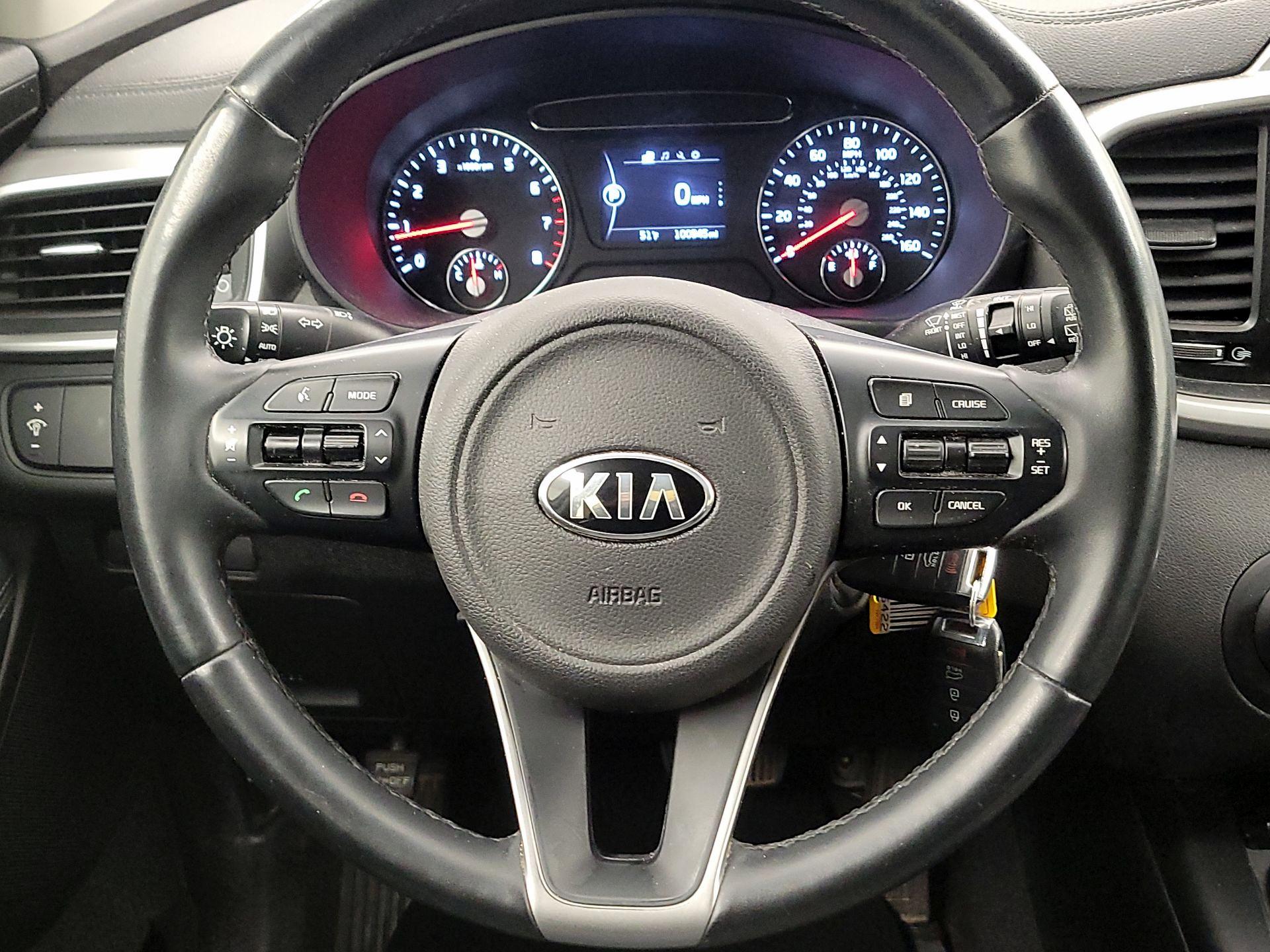 Thumbnail: 2017 Kia Sorento - 10