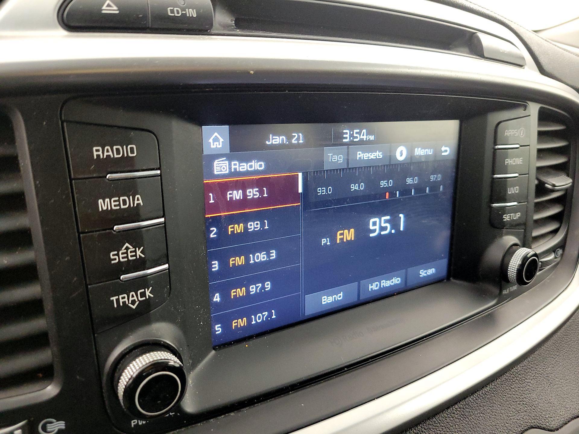 Thumbnail: 2017 Kia Sorento - 15