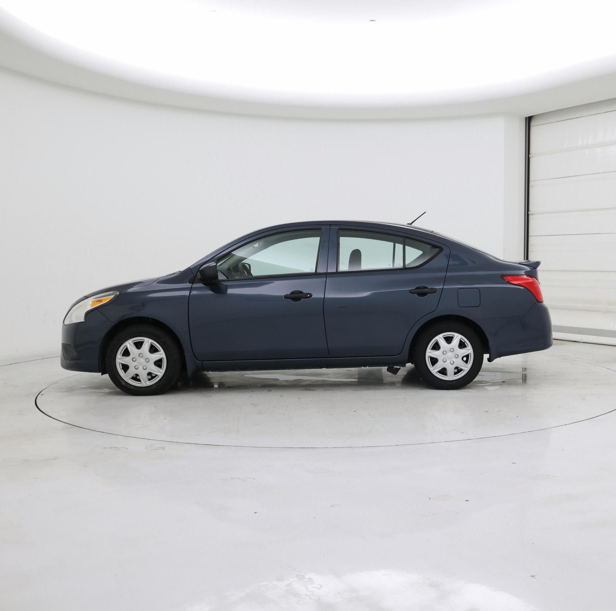 Thumbnail: 2017 Nissan Versa - 3