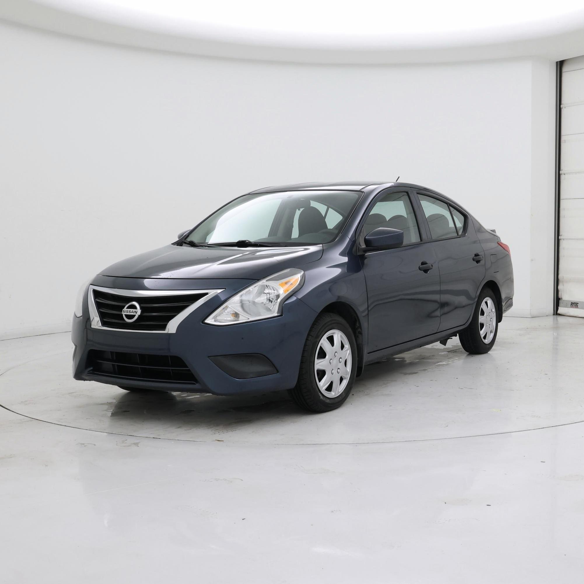 Thumbnail: 2017 Nissan Versa - 4