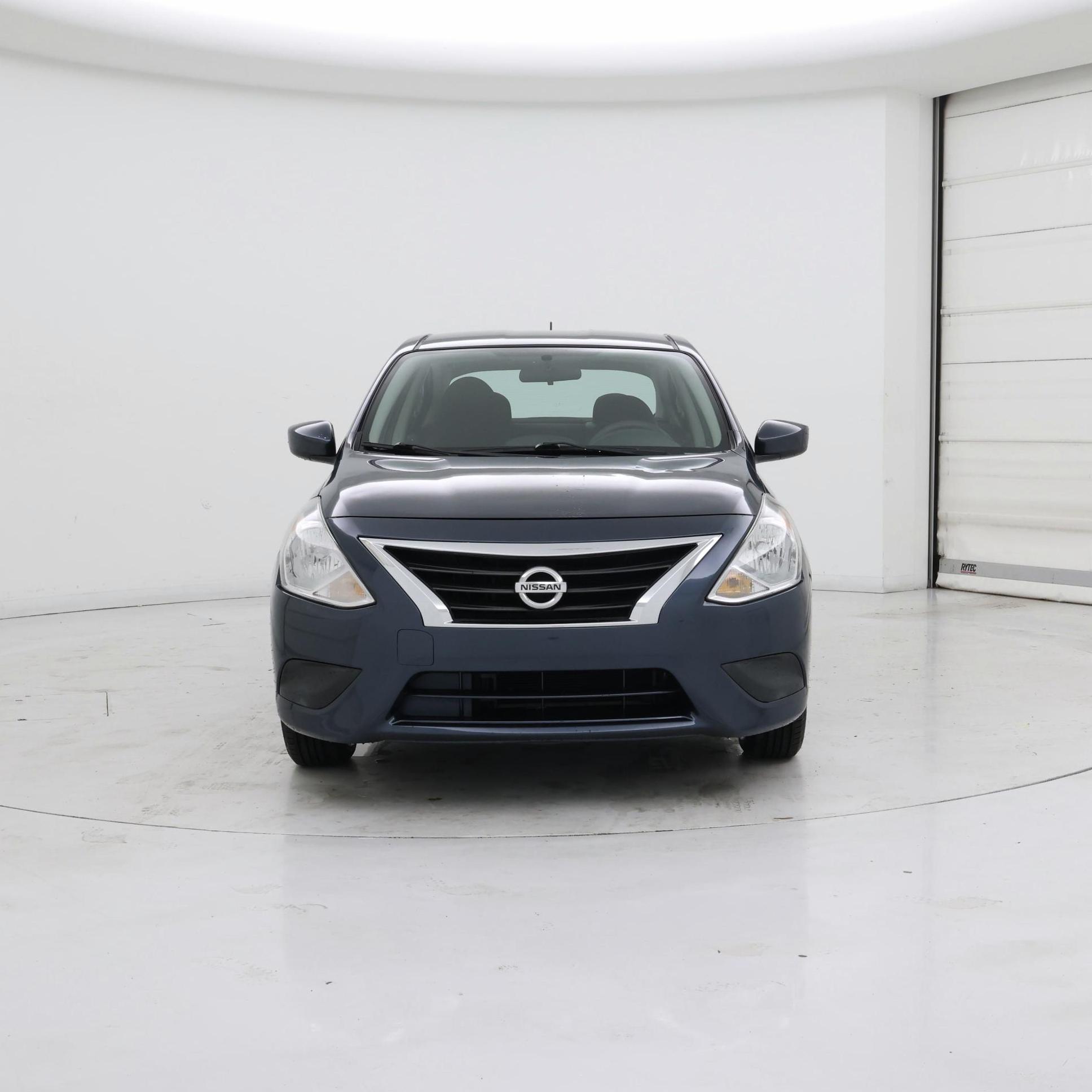 Thumbnail: 2017 Nissan Versa - 5