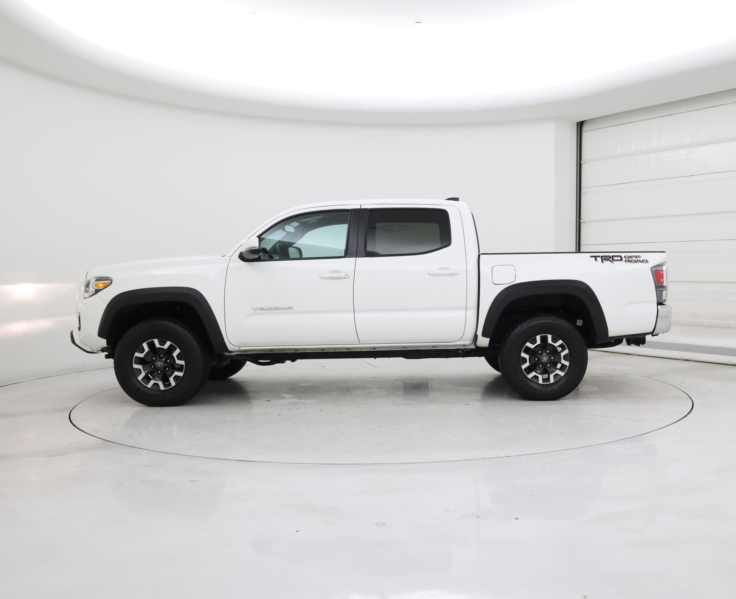 Thumbnail: 2023 Toyota Tacoma - 3