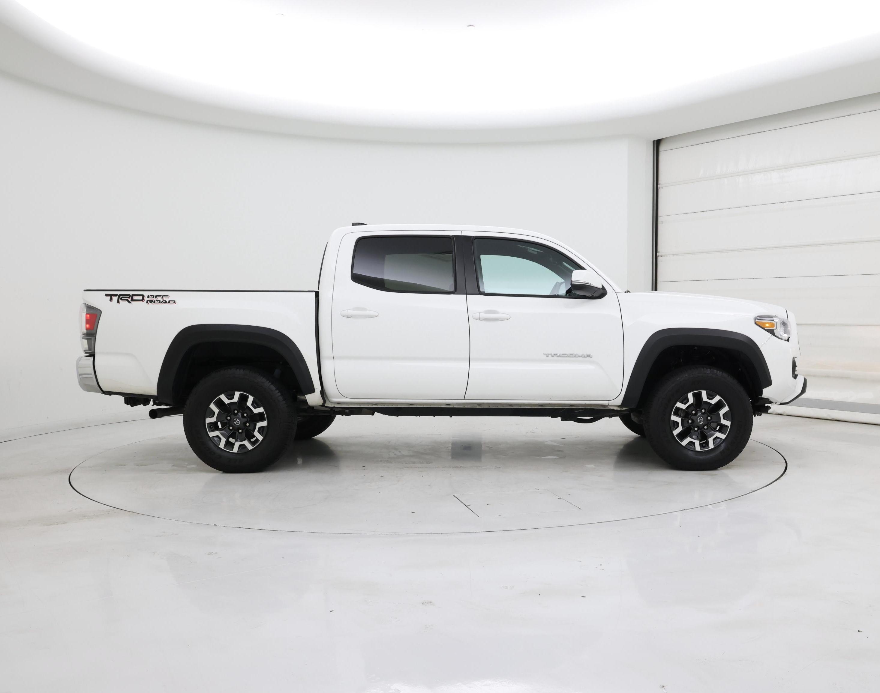 Thumbnail: 2023 Toyota Tacoma - 7