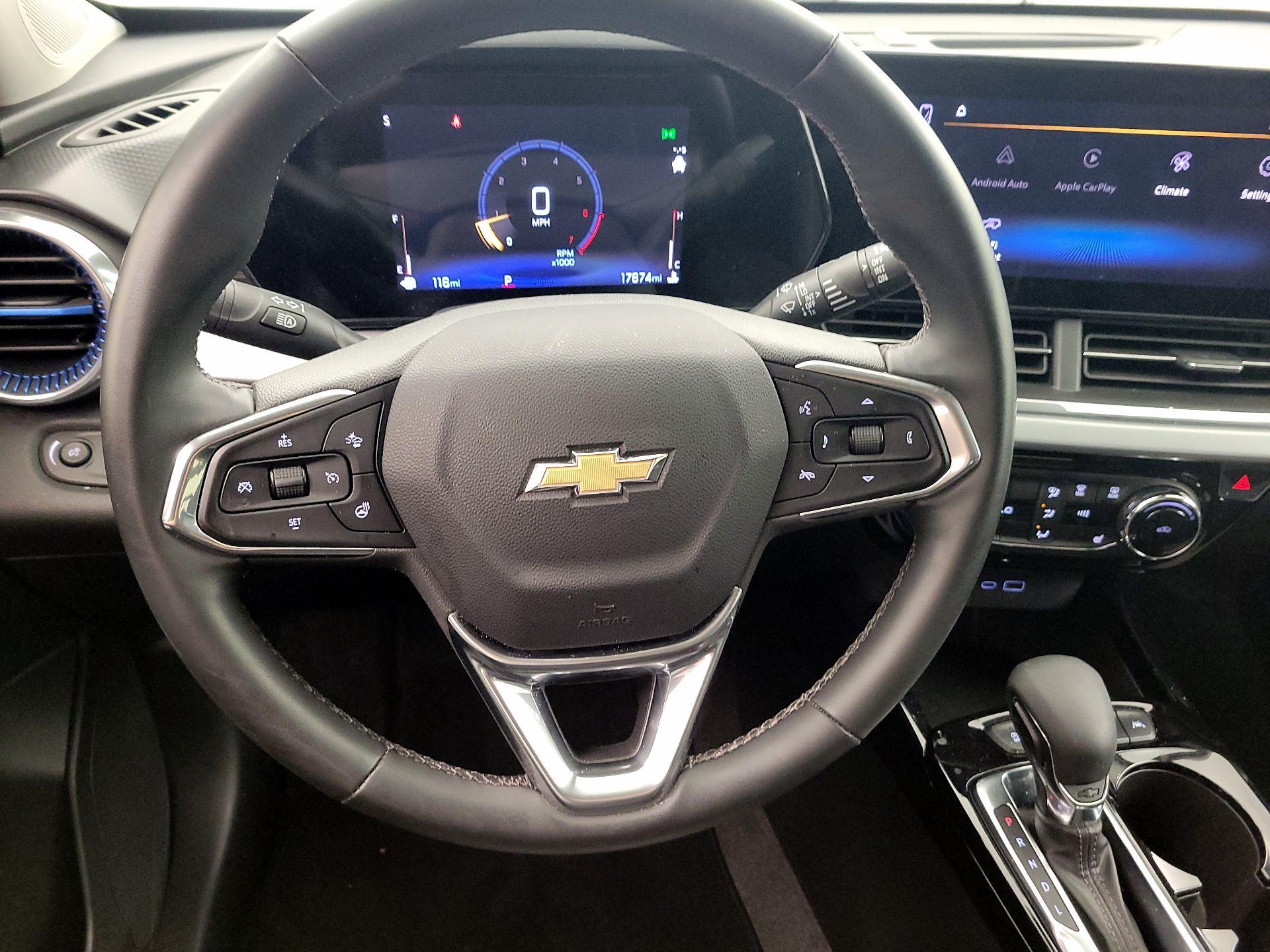 Thumbnail: 2024 Chevrolet Trax - 10