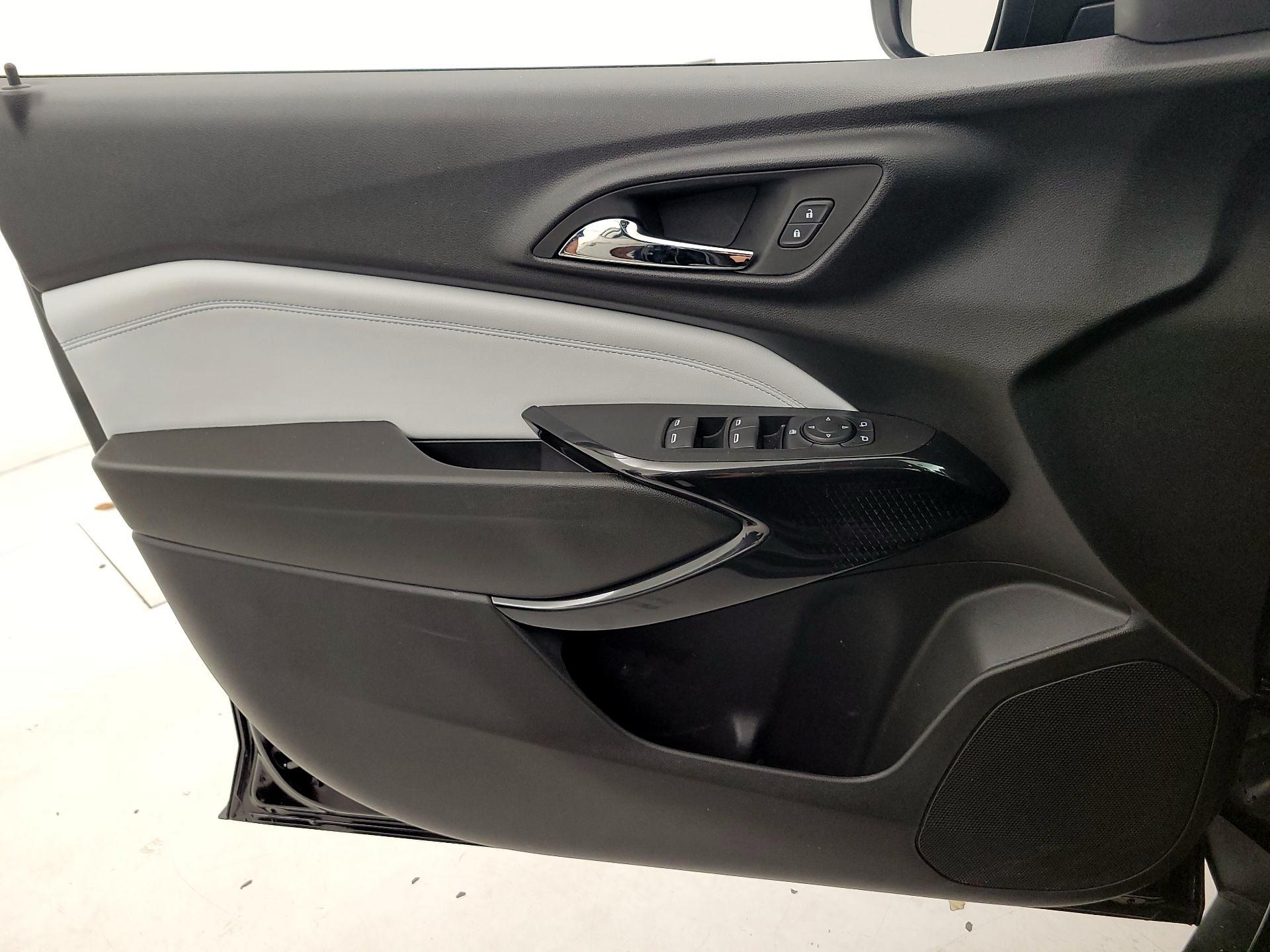 Thumbnail: 2024 Chevrolet Trax - 12