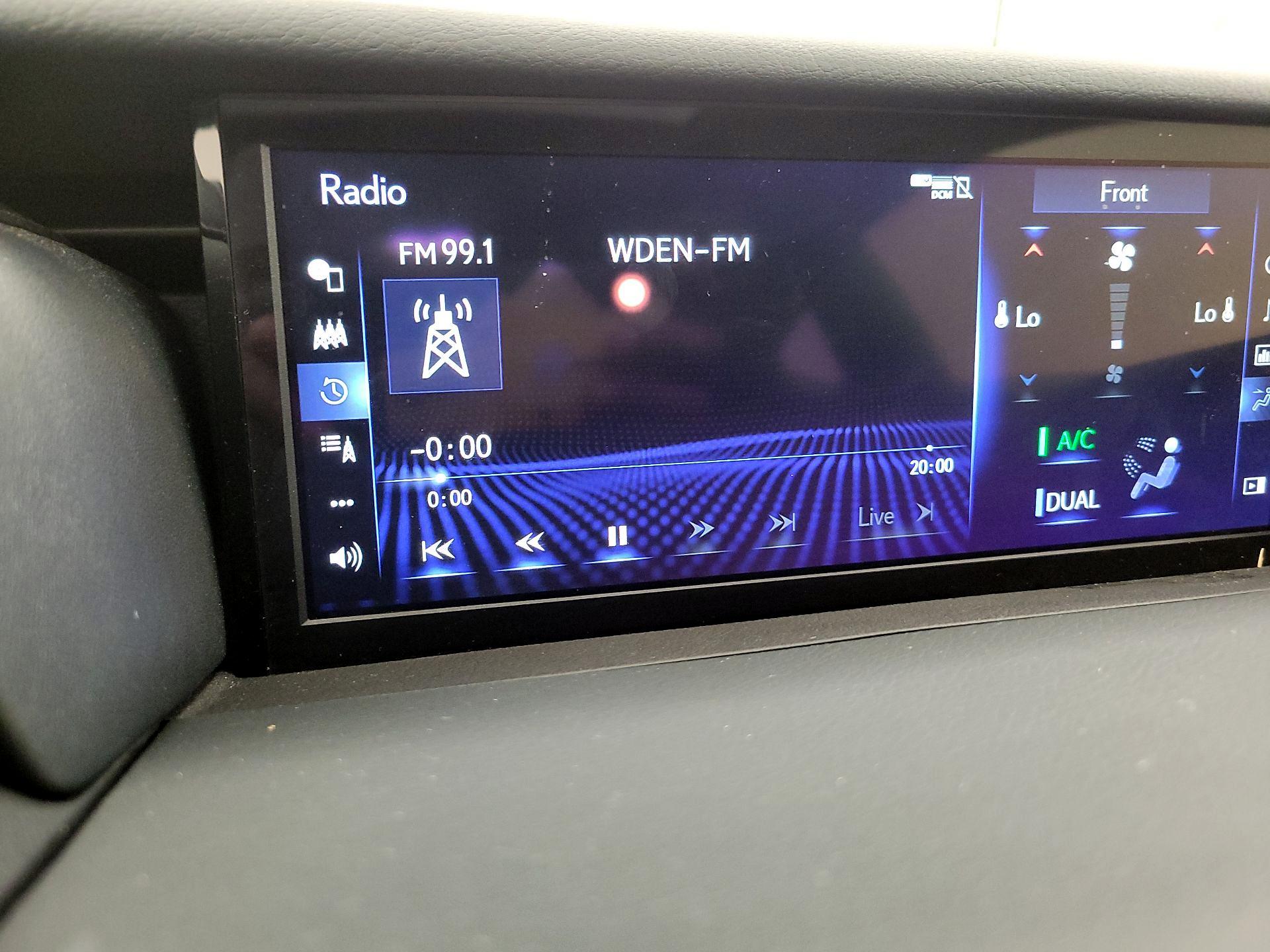 Thumbnail: 2022 Lexus RC - 16