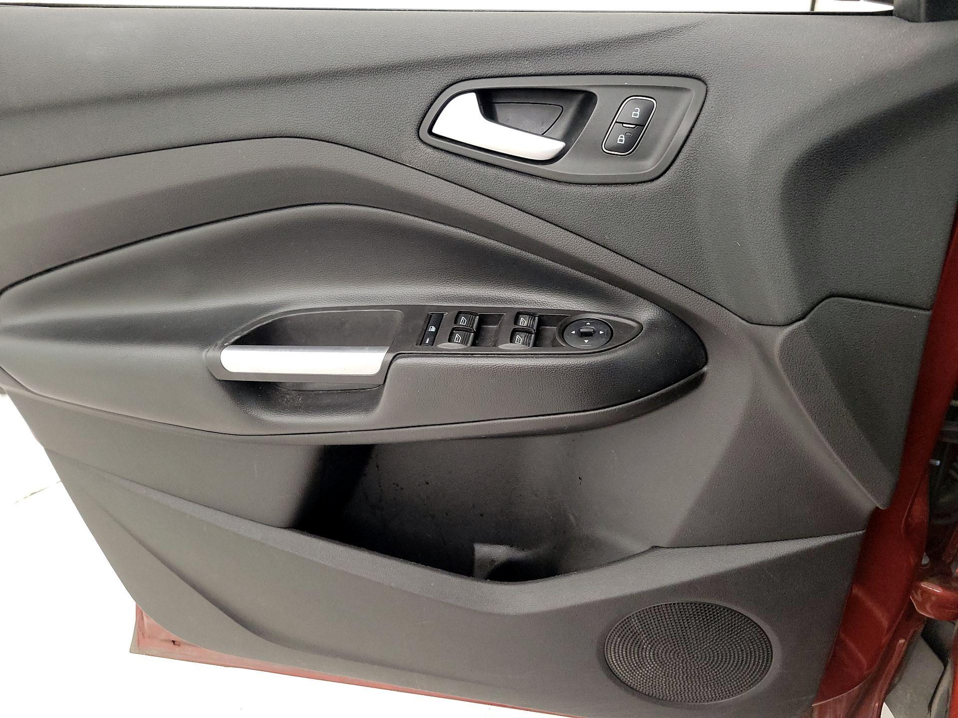 Thumbnail: 2019 Ford Escape - 12