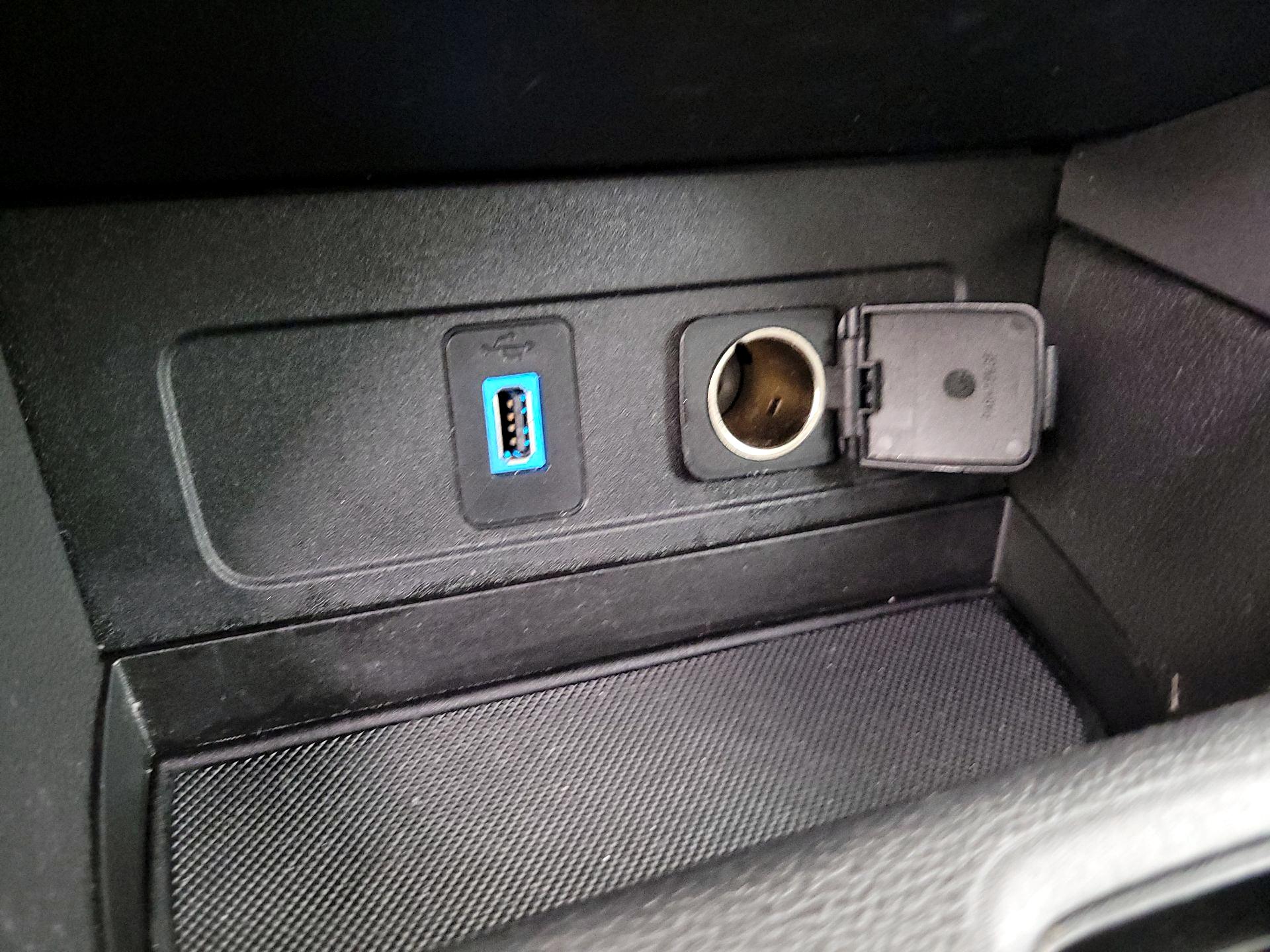 Thumbnail: 2019 Ford Escape - 18