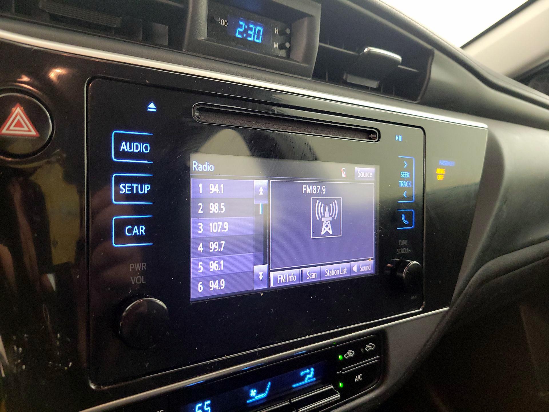 Thumbnail: 2019 Toyota Corolla - 15