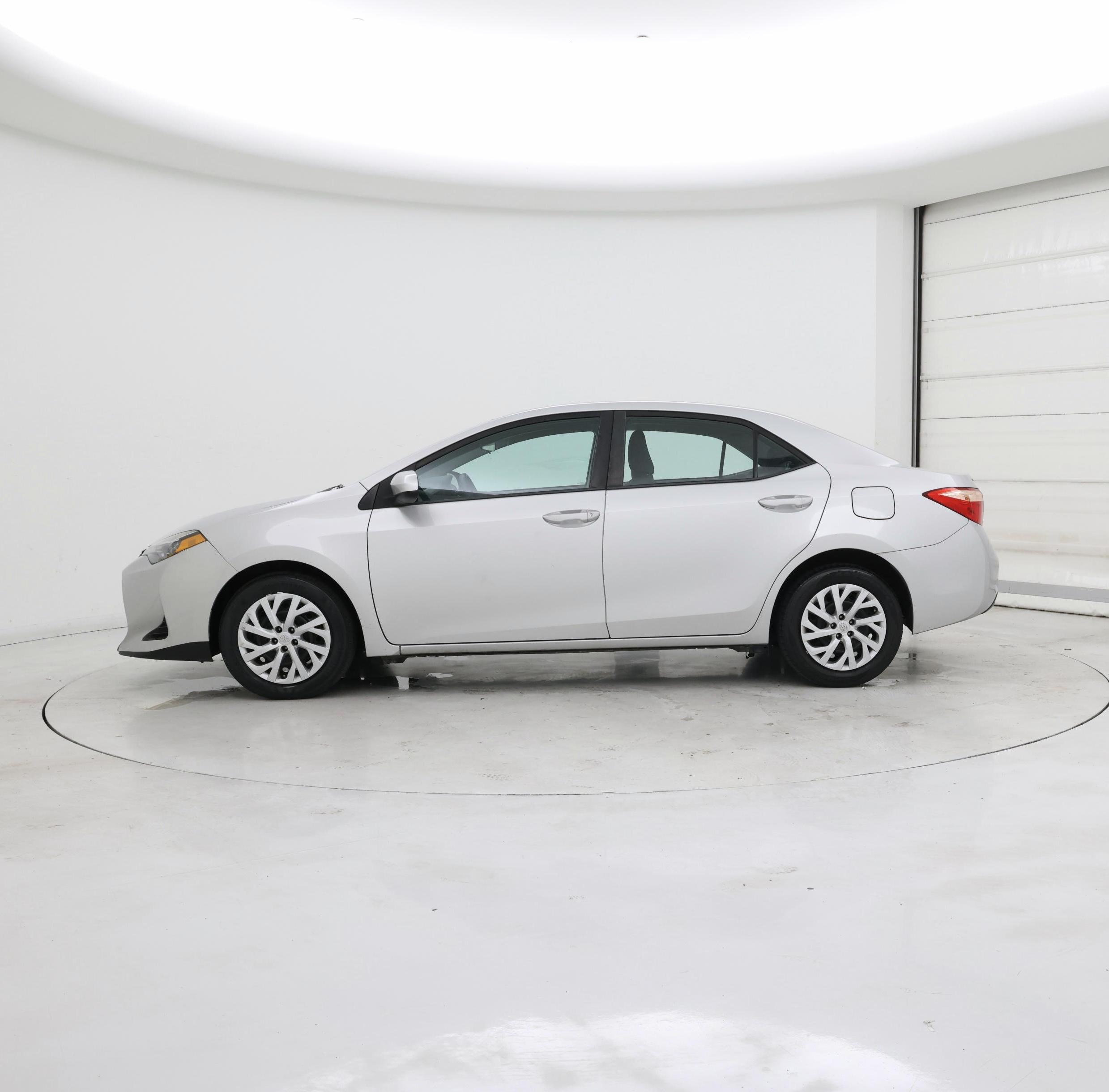 Thumbnail: 2019 Toyota Corolla - 3