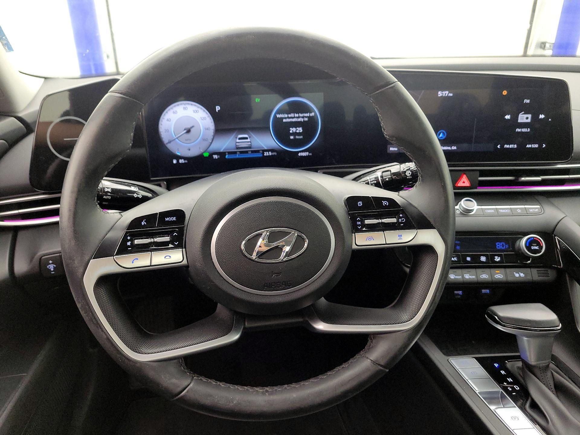 Thumbnail: 2023 Hyundai Elantra - 10