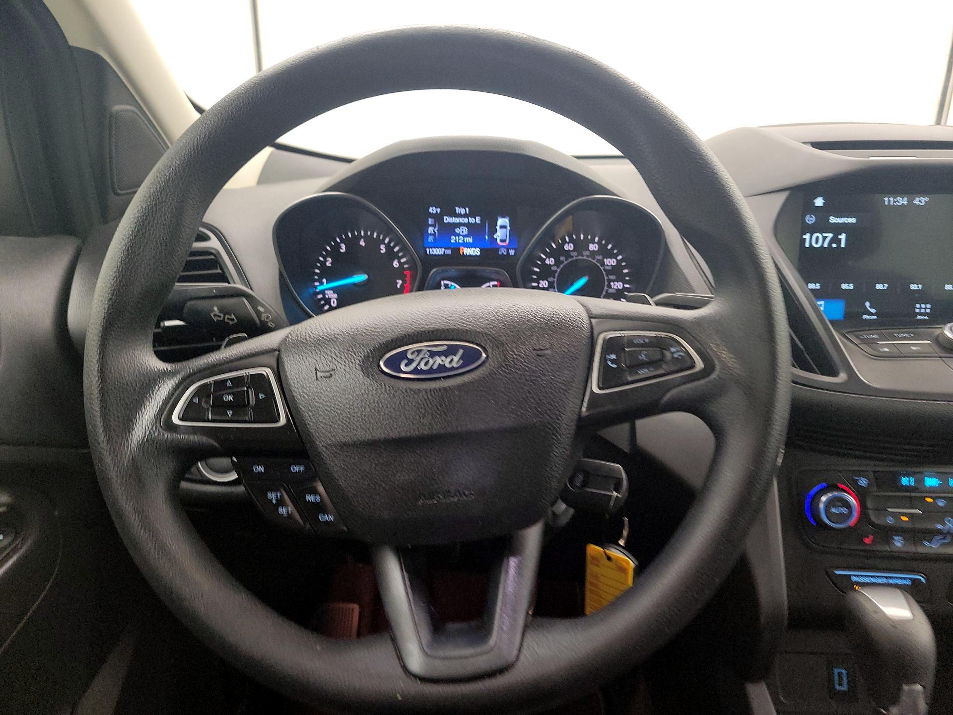 Thumbnail: 2017 Ford Escape - 10