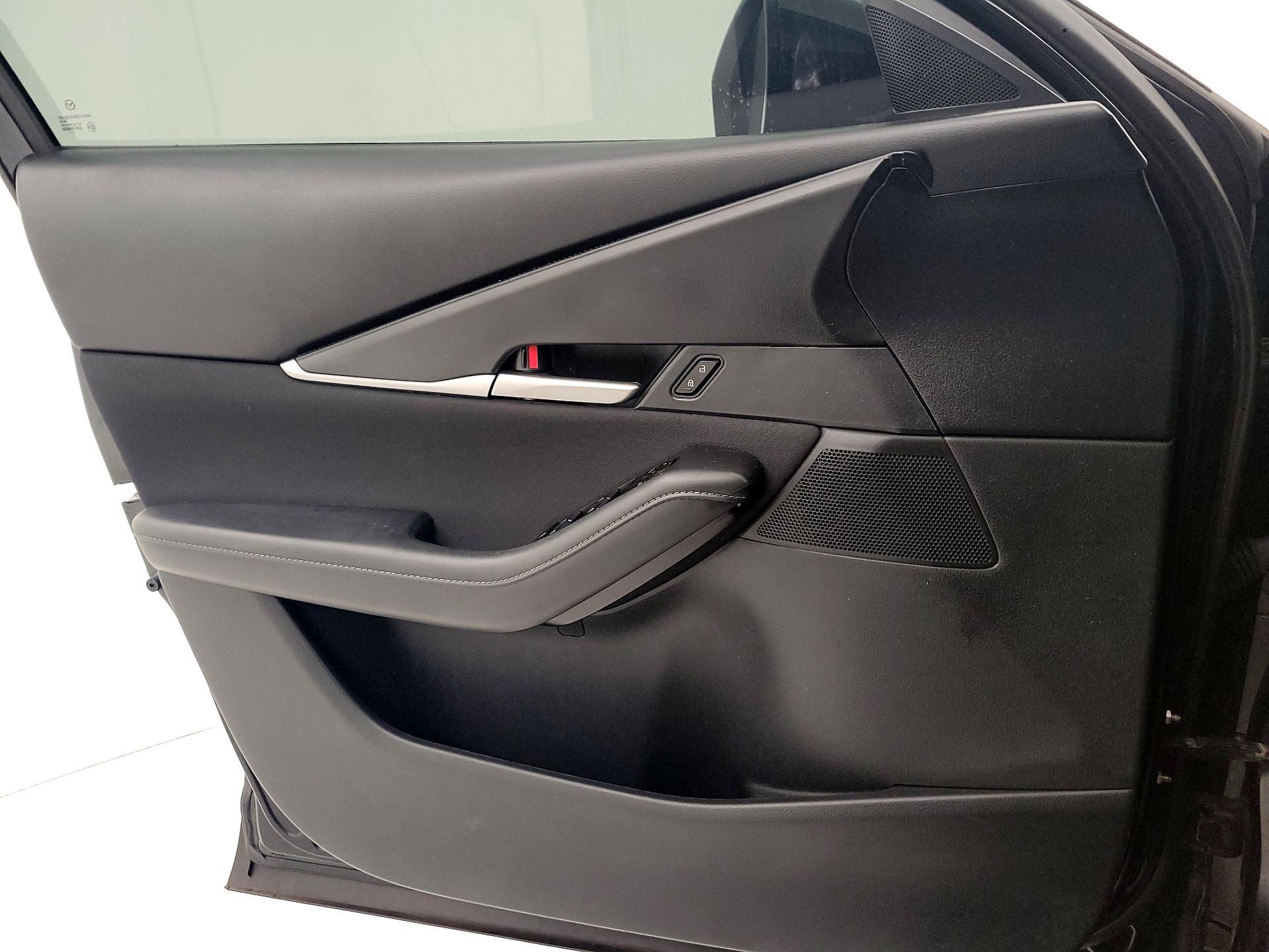 Thumbnail: 2023 Mazda CX-30 - 12