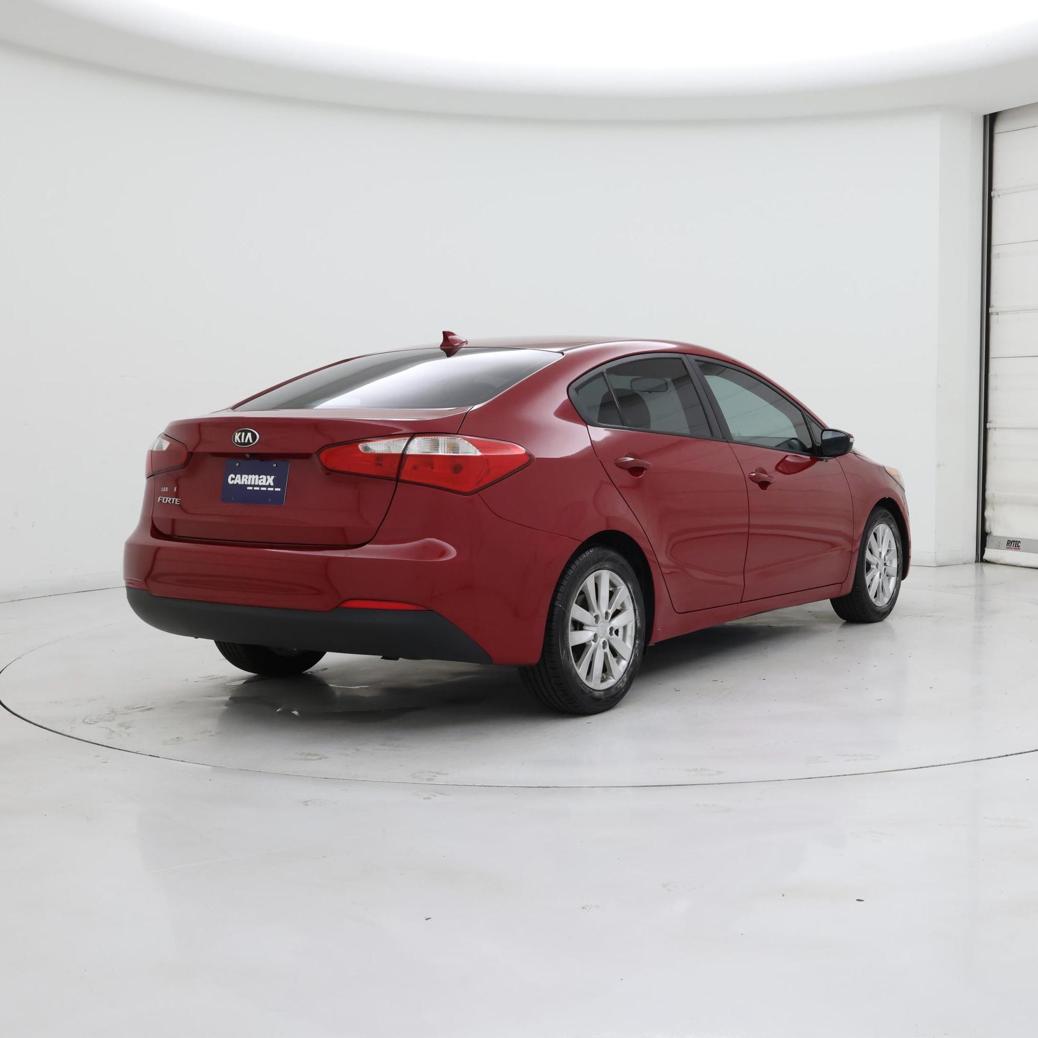 Thumbnail: 2016 Kia Forte - 8