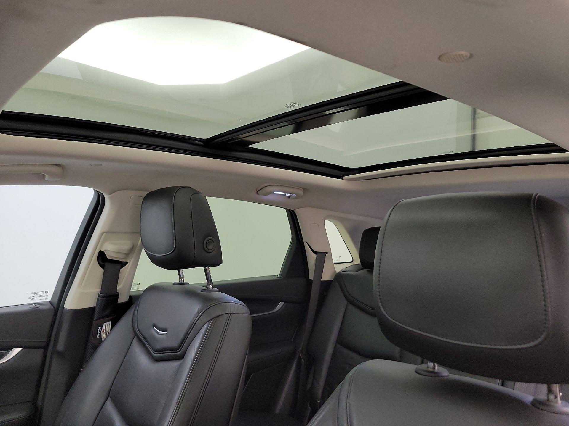 Thumbnail: 2018 Cadillac XT5 - 19