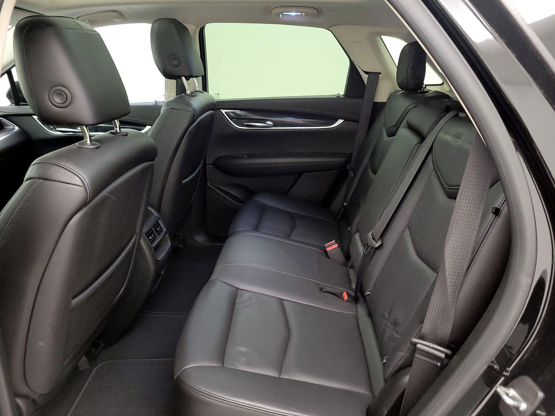 Thumbnail: 2018 Cadillac XT5 - 20