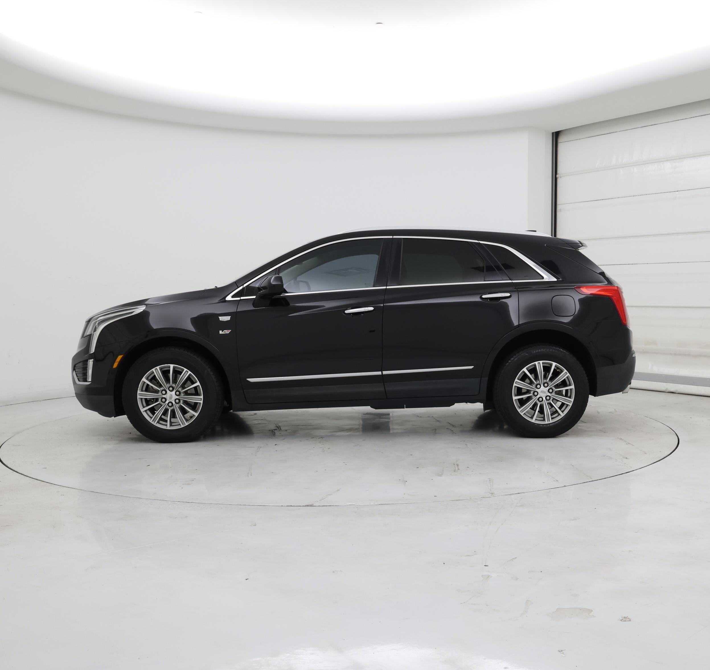 Thumbnail: 2018 Cadillac XT5 - 3