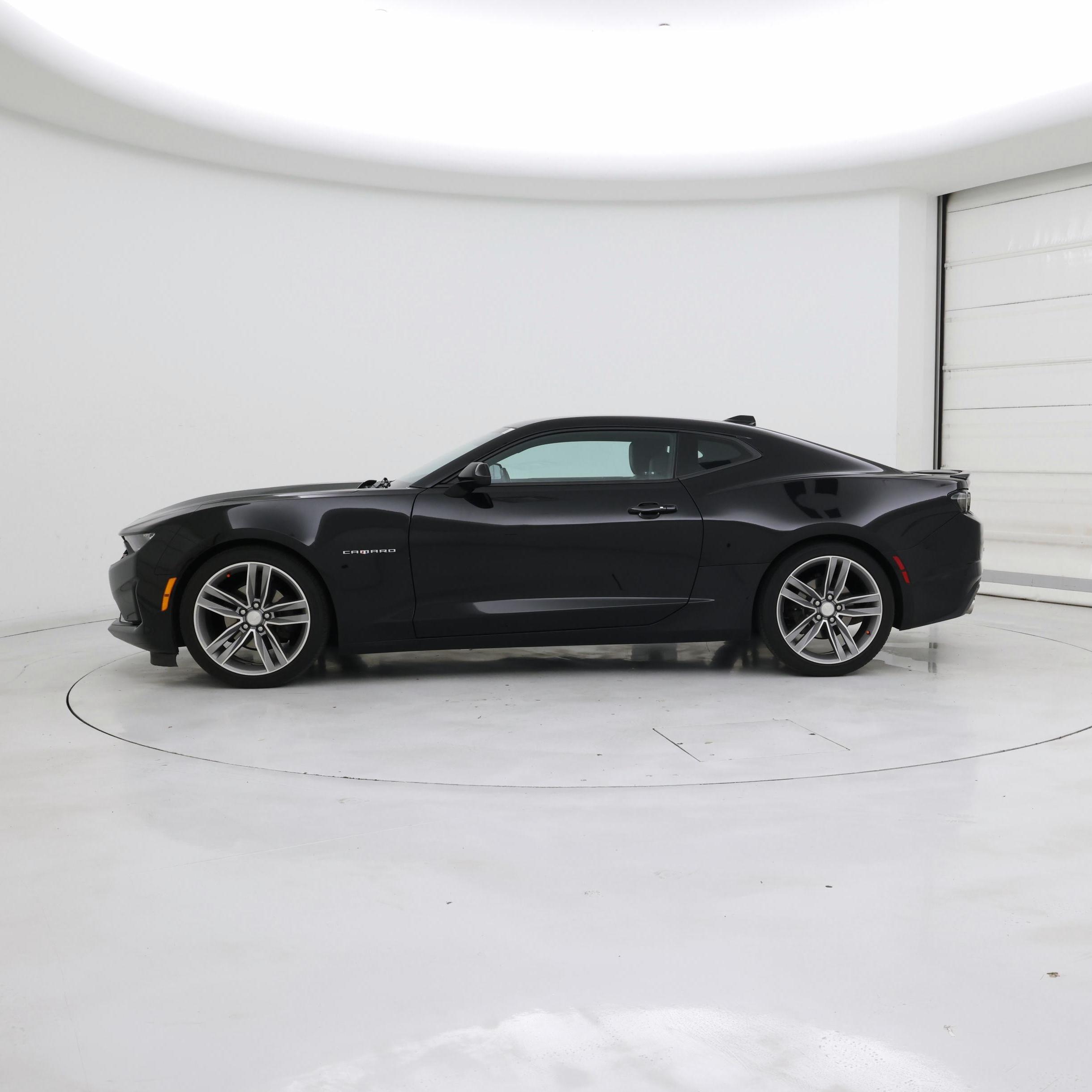 Thumbnail: 2020 Chevrolet Camaro - 3