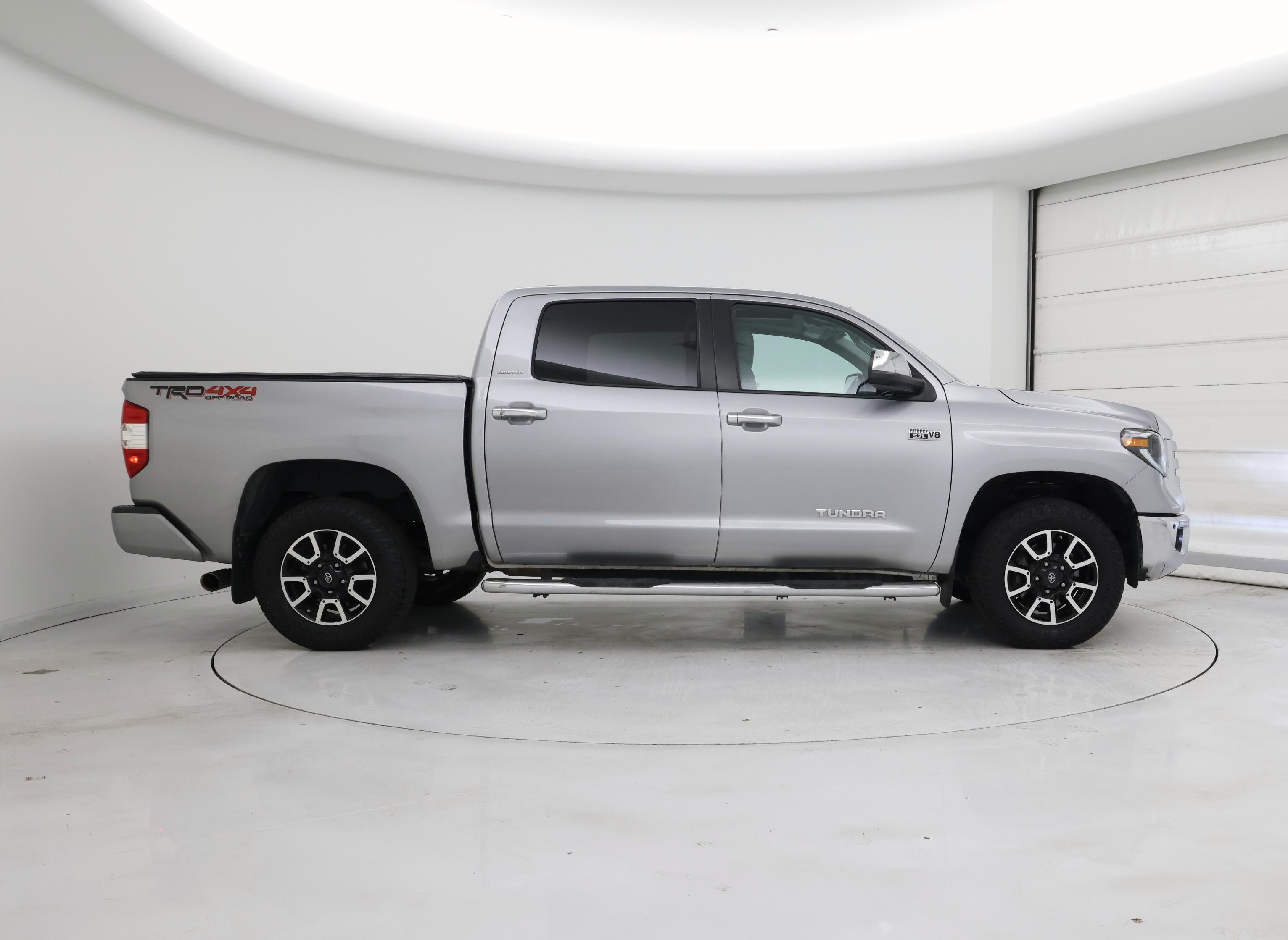 Thumbnail: 2020 Toyota Tundra - 7