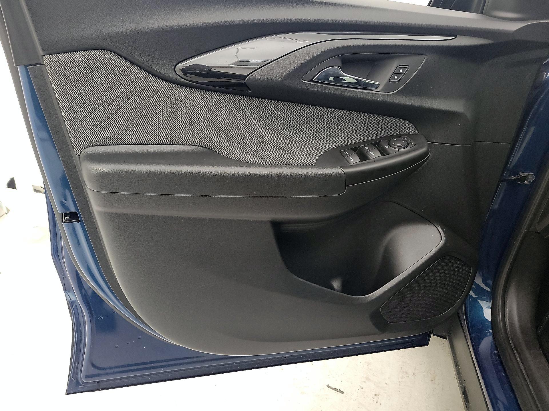 Thumbnail: 2021 Chevrolet TrailBlazer - 12