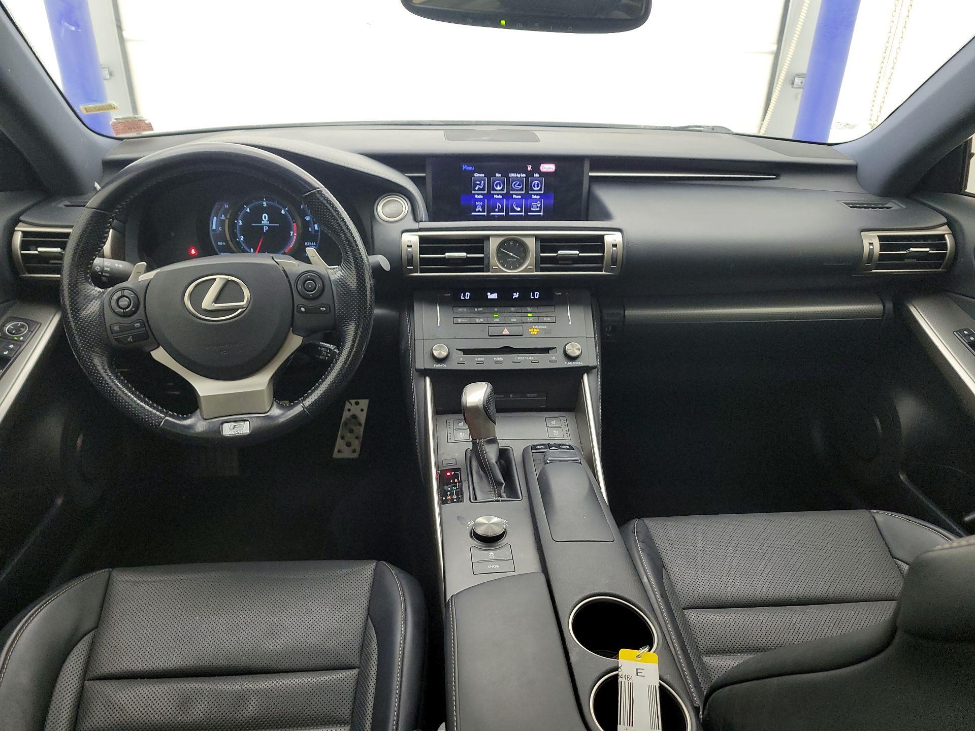 Thumbnail: 2016 Lexus IS - 9