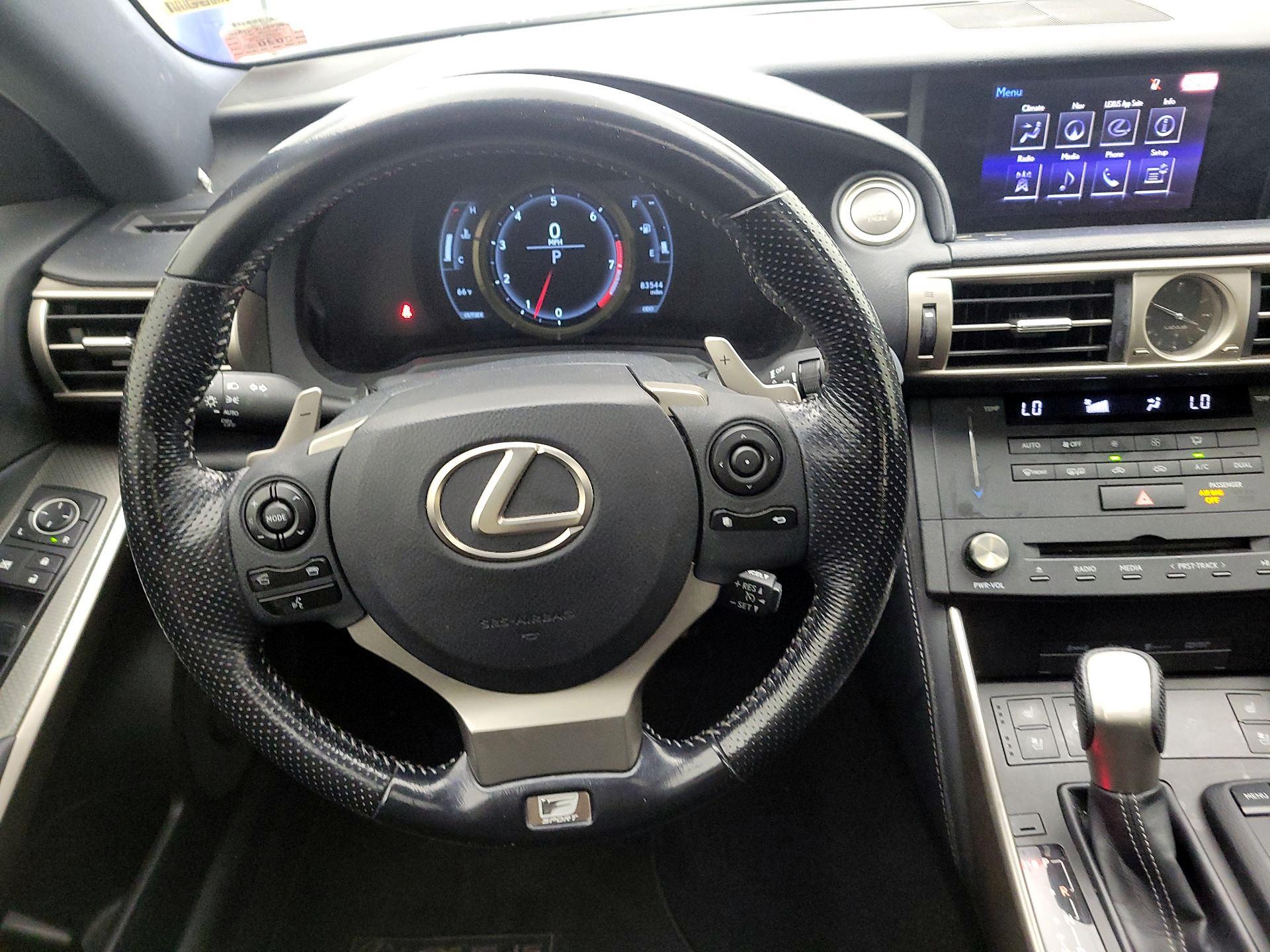 Thumbnail: 2016 Lexus IS - 10