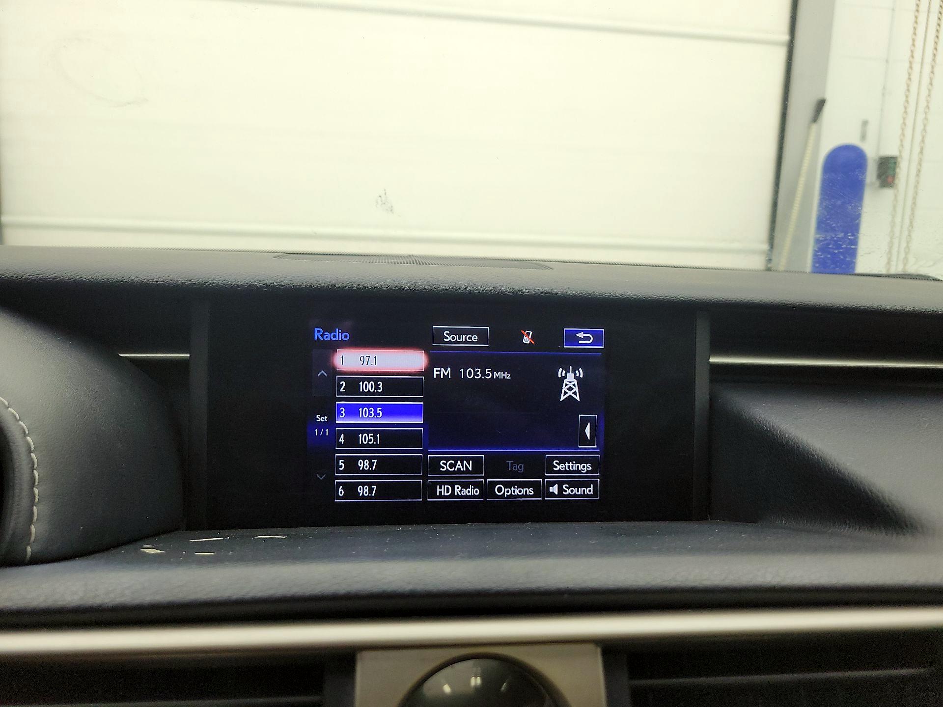 Thumbnail: 2016 Lexus IS - 16