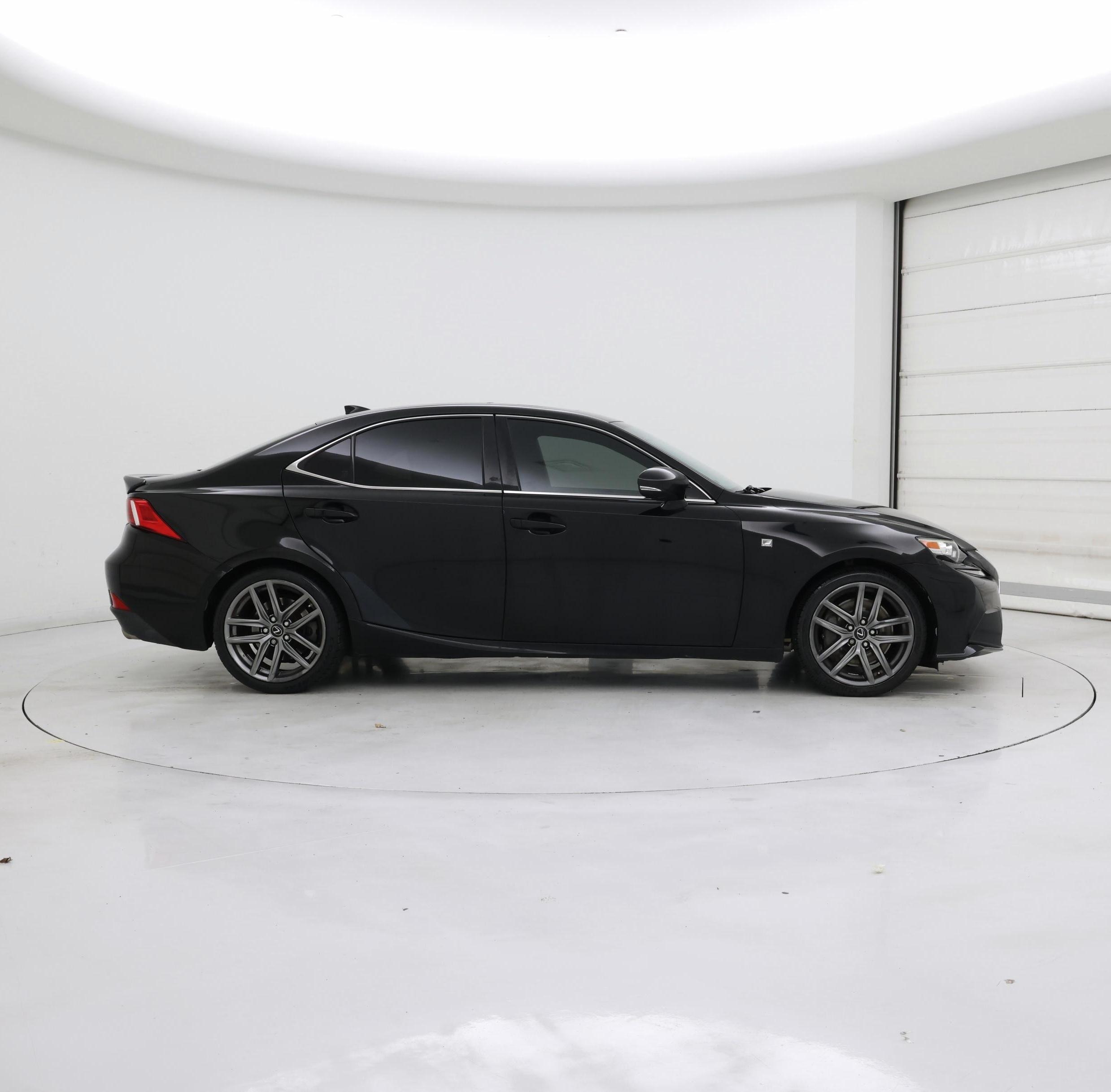 Thumbnail: 2016 Lexus IS - 7