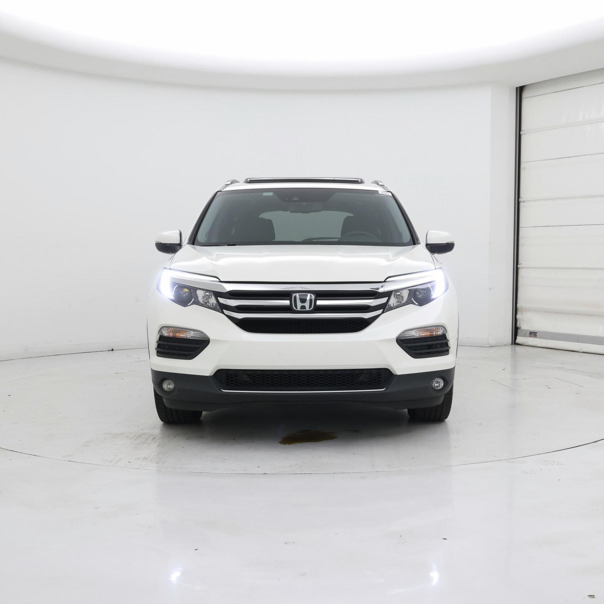 Thumbnail: 2018 Honda Pilot - 5