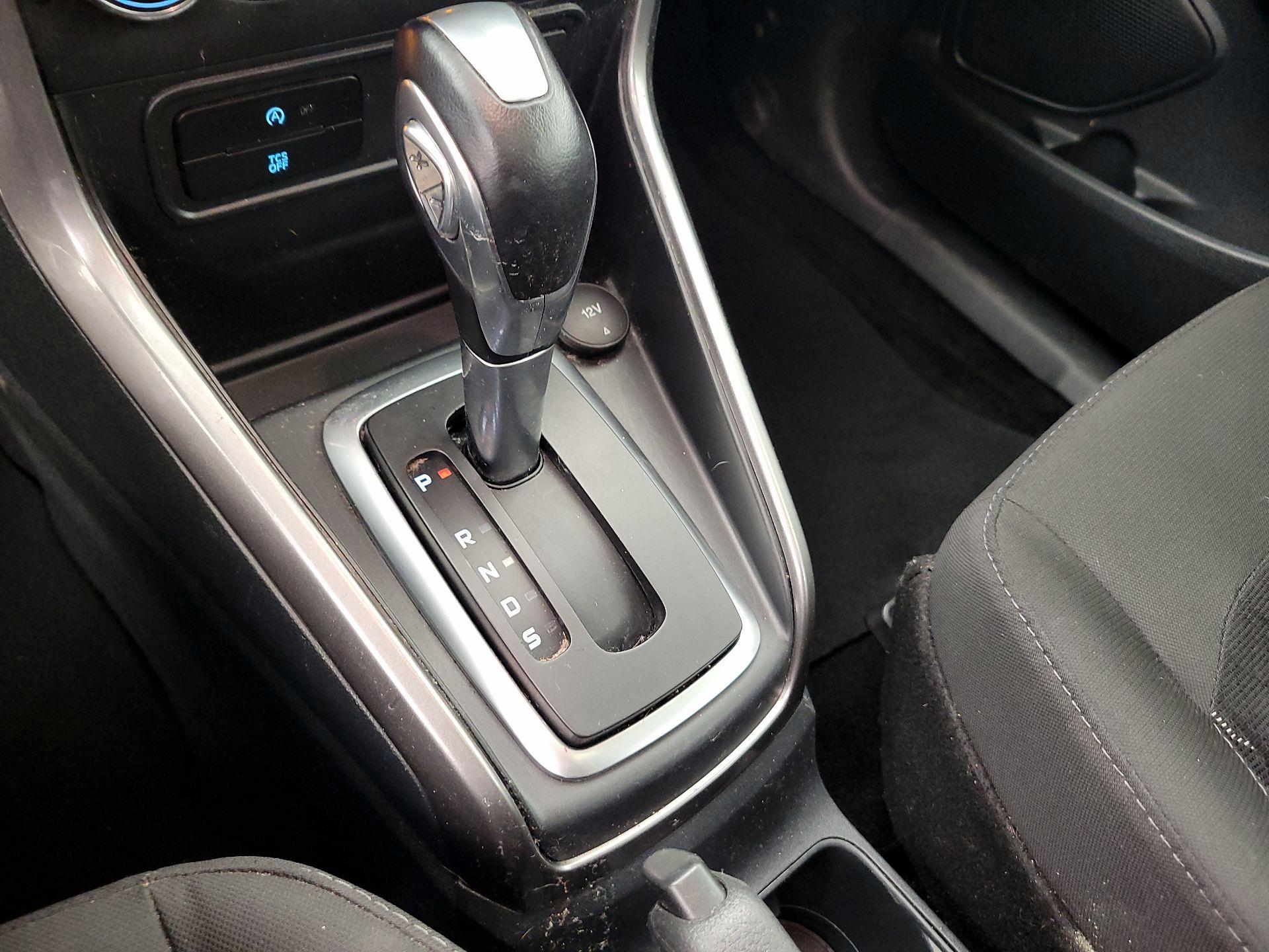 Thumbnail: 2019 Ford EcoSport - 15