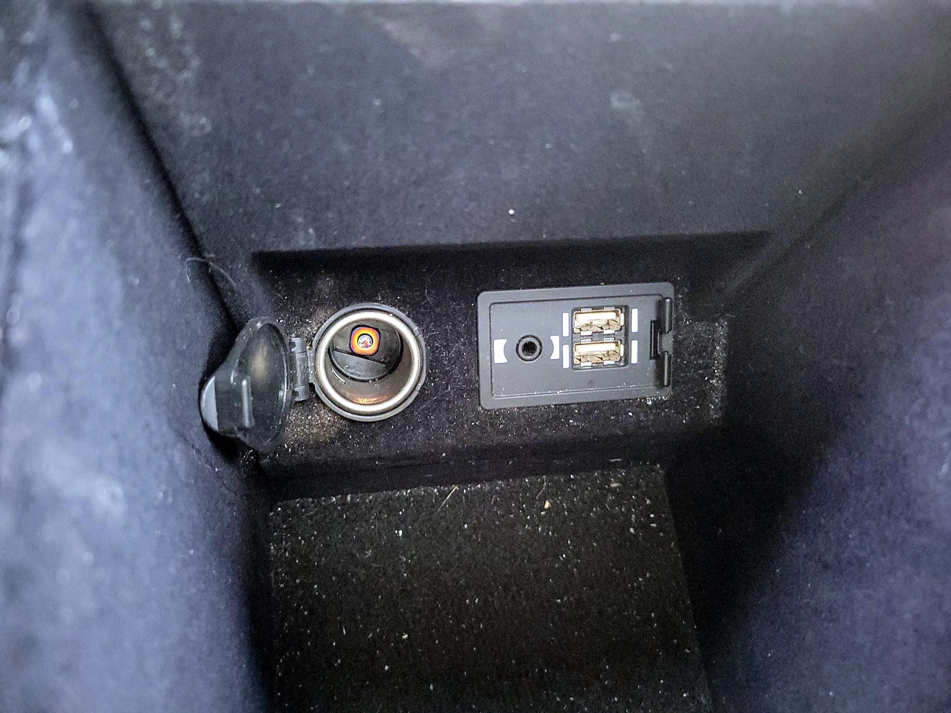 Thumbnail: 2018 Lexus ES - 19