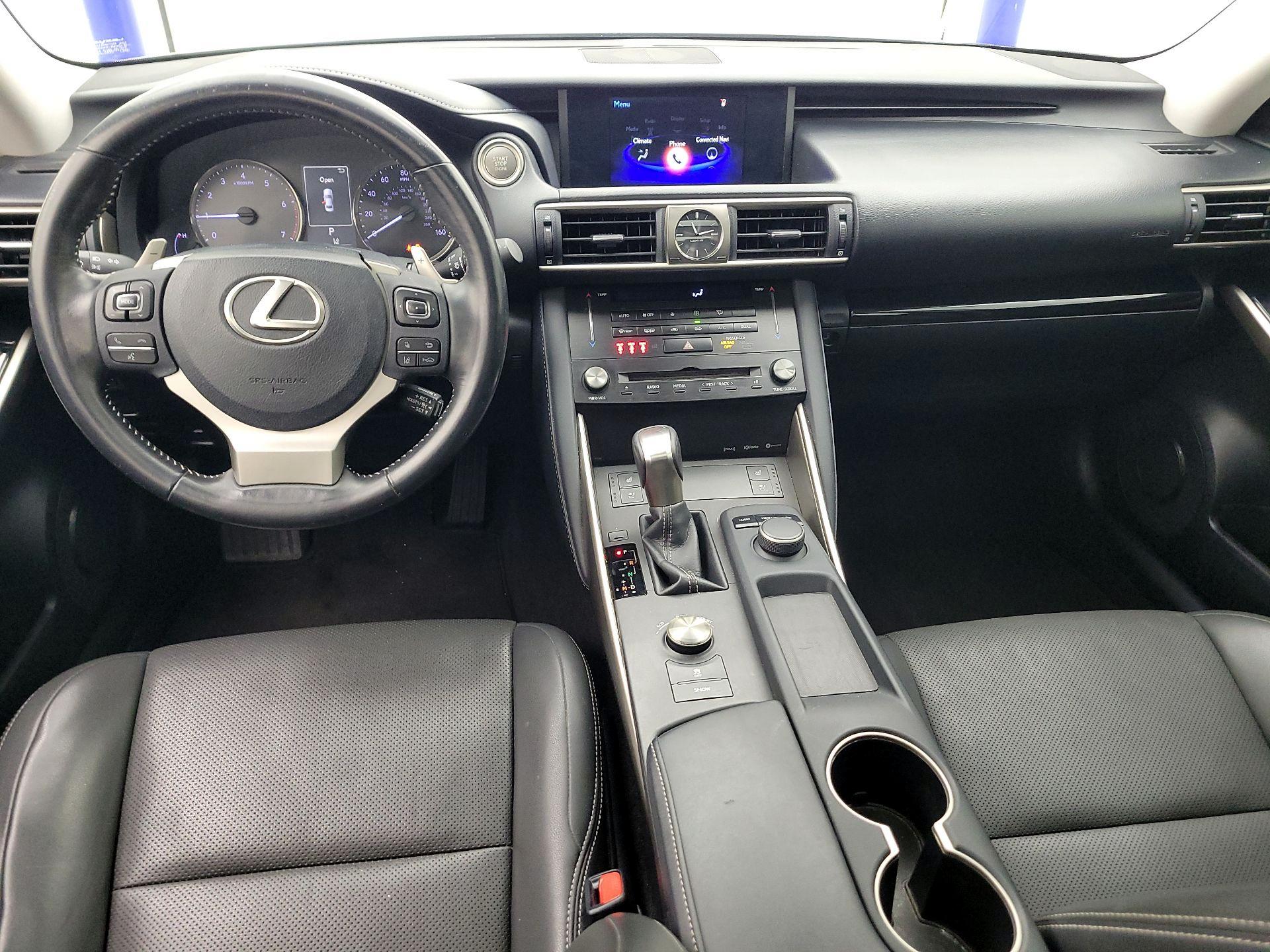 Thumbnail: 2017 Lexus IS - 9