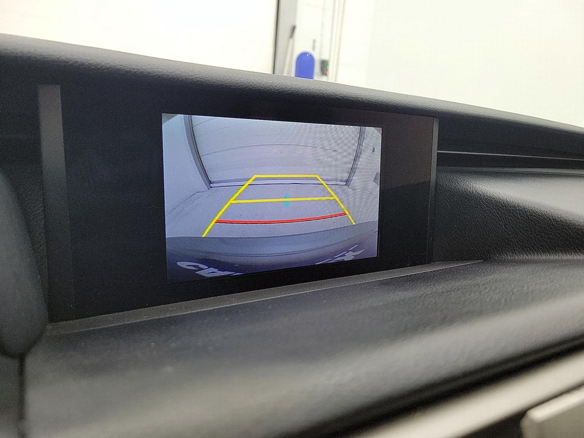 Thumbnail: 2017 Lexus IS - 14