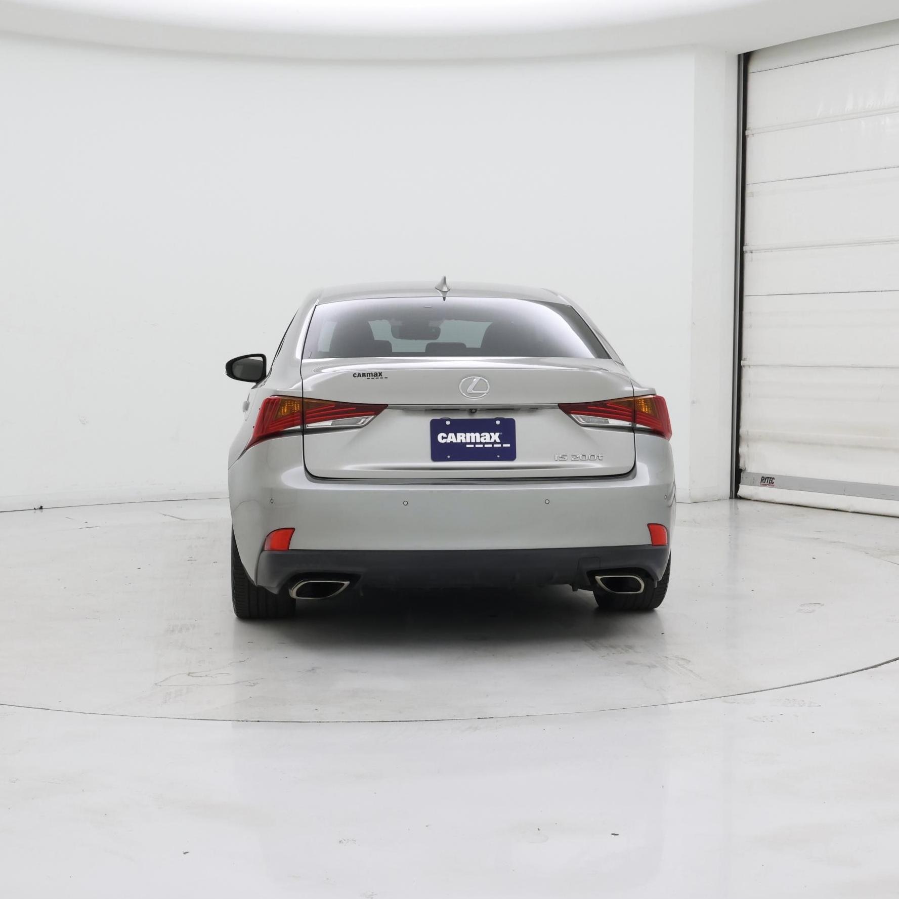 Thumbnail: 2017 Lexus IS - 6